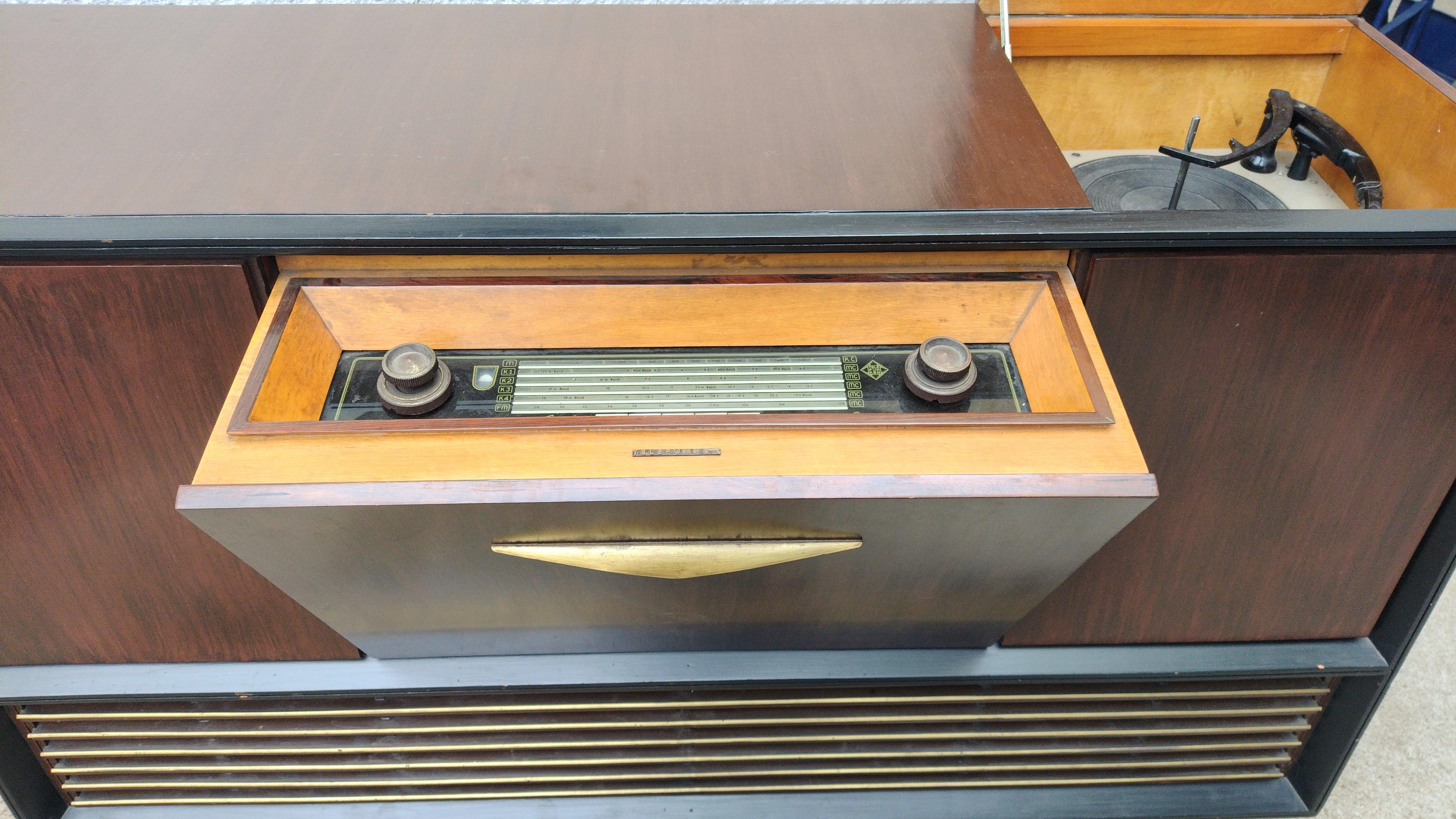 Mid-Century Modern Telefunken Radio Victrola 'Does Not Work' For Sale 4