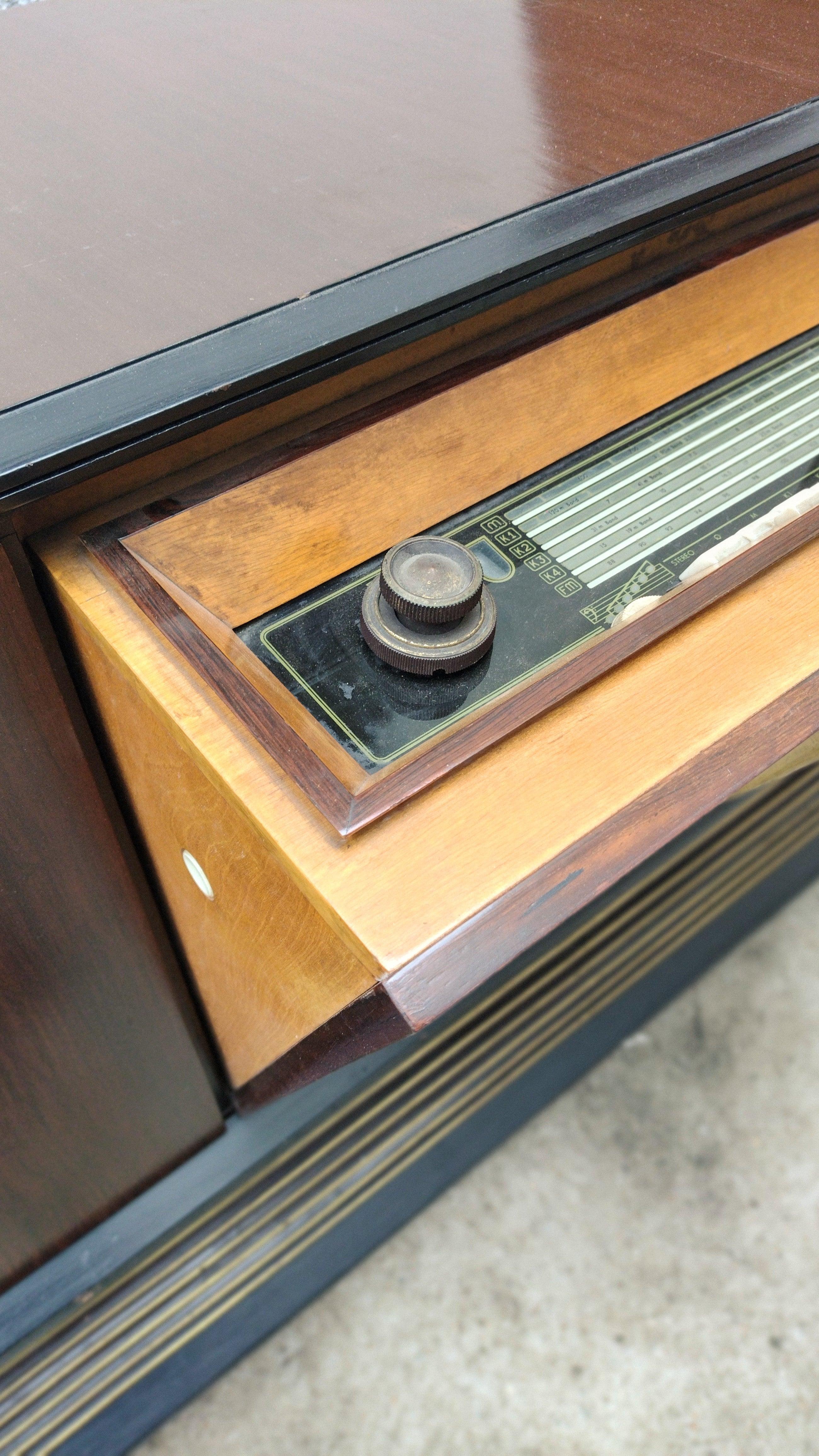 Mid-Century Modern Telefunken Radio Victrola 'Does Not Work' For Sale 5