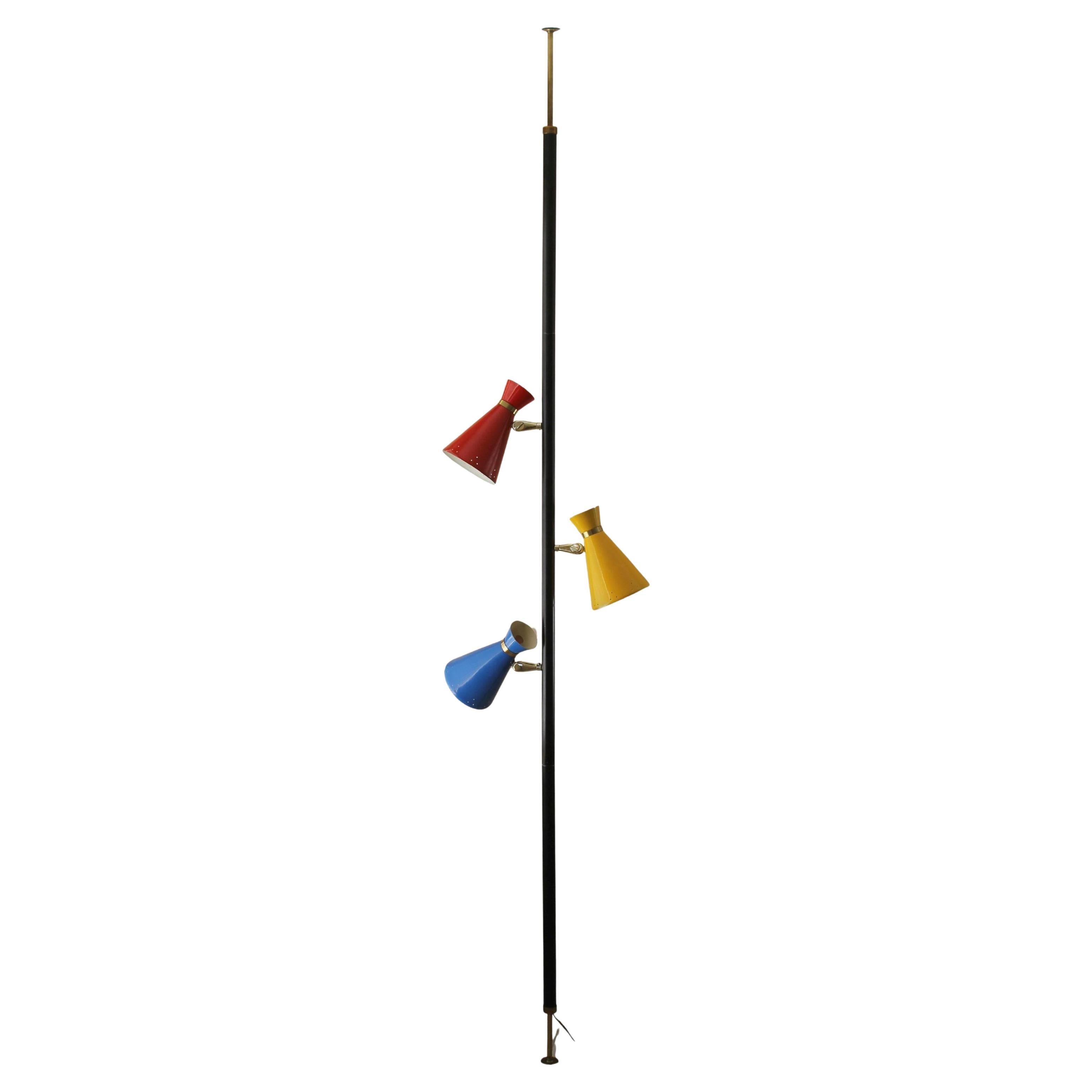 MAGNIFIQUE !
MODERNE DU MILIEU DU SIÈCLE
TRI-COLORE
ALUMINIUM ARTICULÉ
LAMPE À POTEAU DE TENSION !

CIRCA 1957
CONVIENT À 8 FT. PLAFOND


Les lampes Canne du milieu du siècle sont l'un des ajouts les plus amusants que l'on puisse faire à la