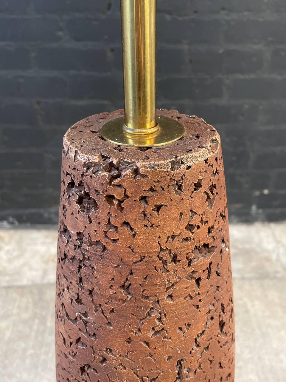 Mid-20th Century Mid-Century Modern Terracota & Brass Accent Table Lamp For Sale