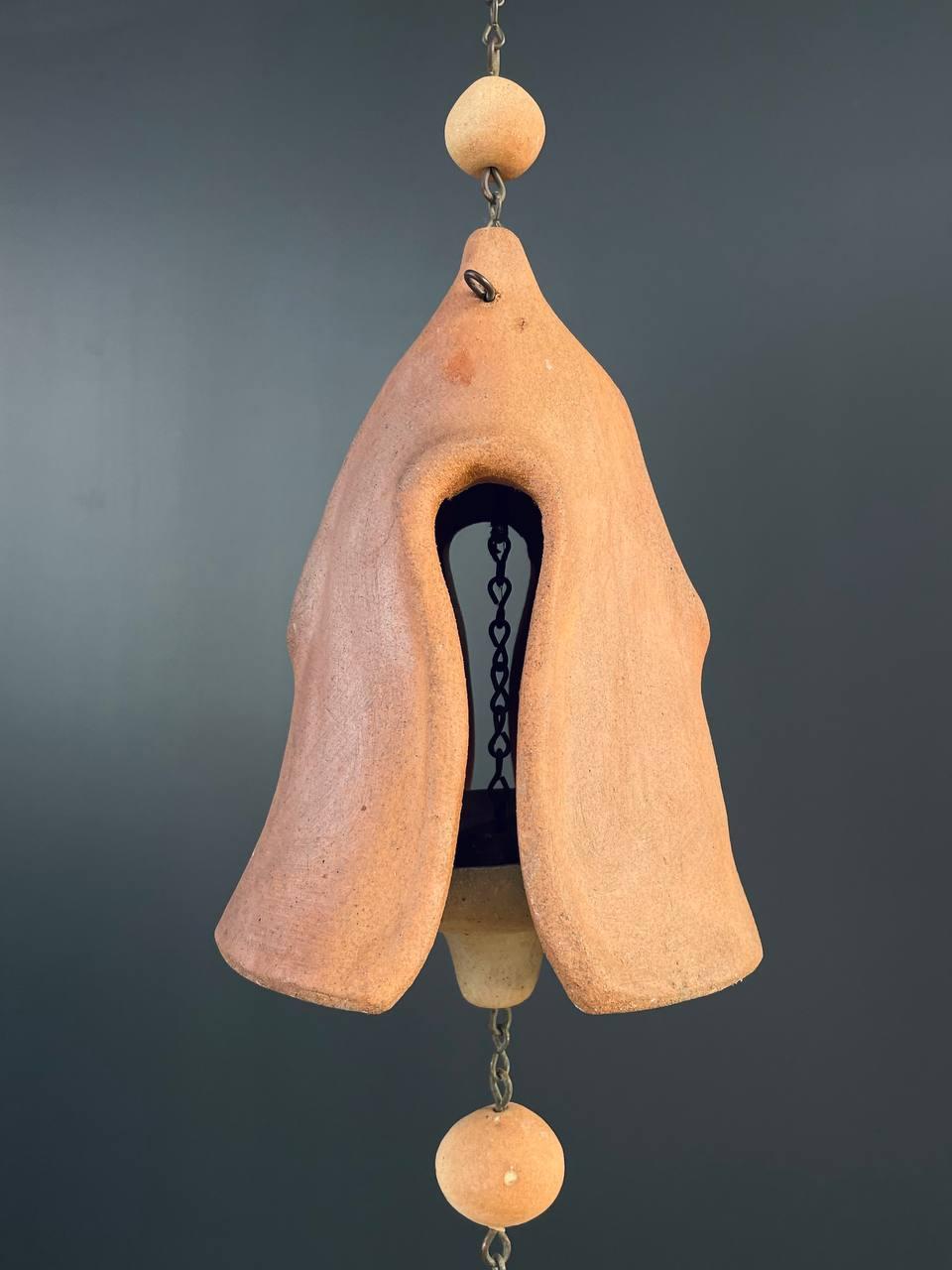 Mid-Century Modern Terracota Wind Chime Bell In Good Condition For Sale In Los Angeles, CA