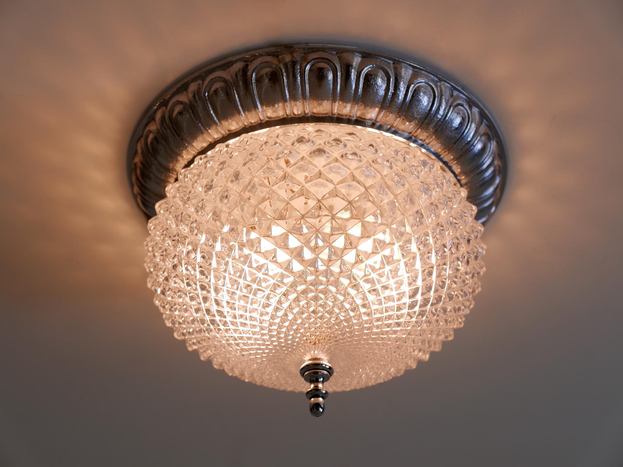 Mid Century Modern Textured Glass Ceiling Lamp by Sölken Leuchten Germany 1970s In Good Condition For Sale In Munich, DE