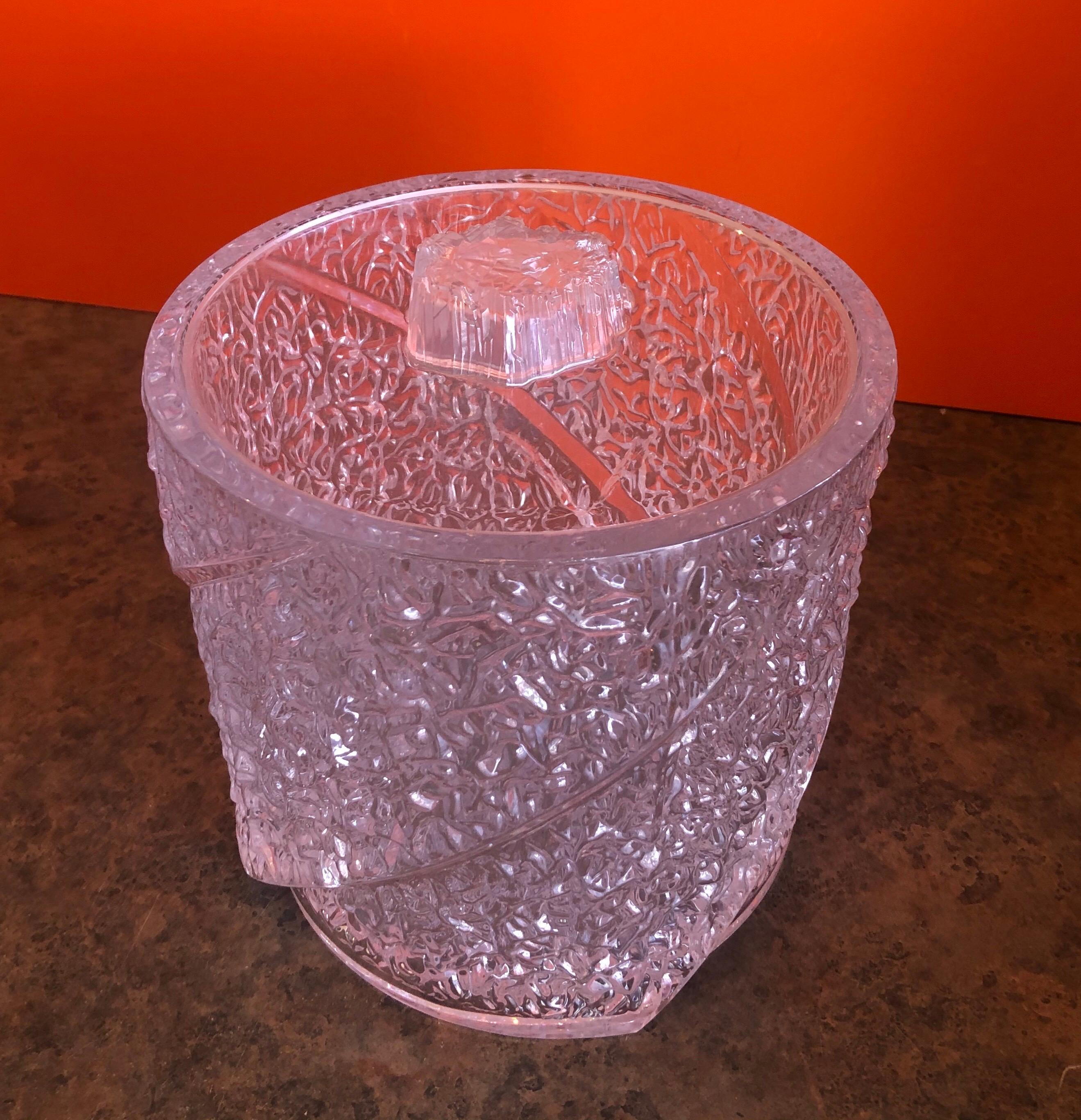 Molded Mid-Century Modern Textured Lucite Ice Bucket in the Style of Wilardy For Sale