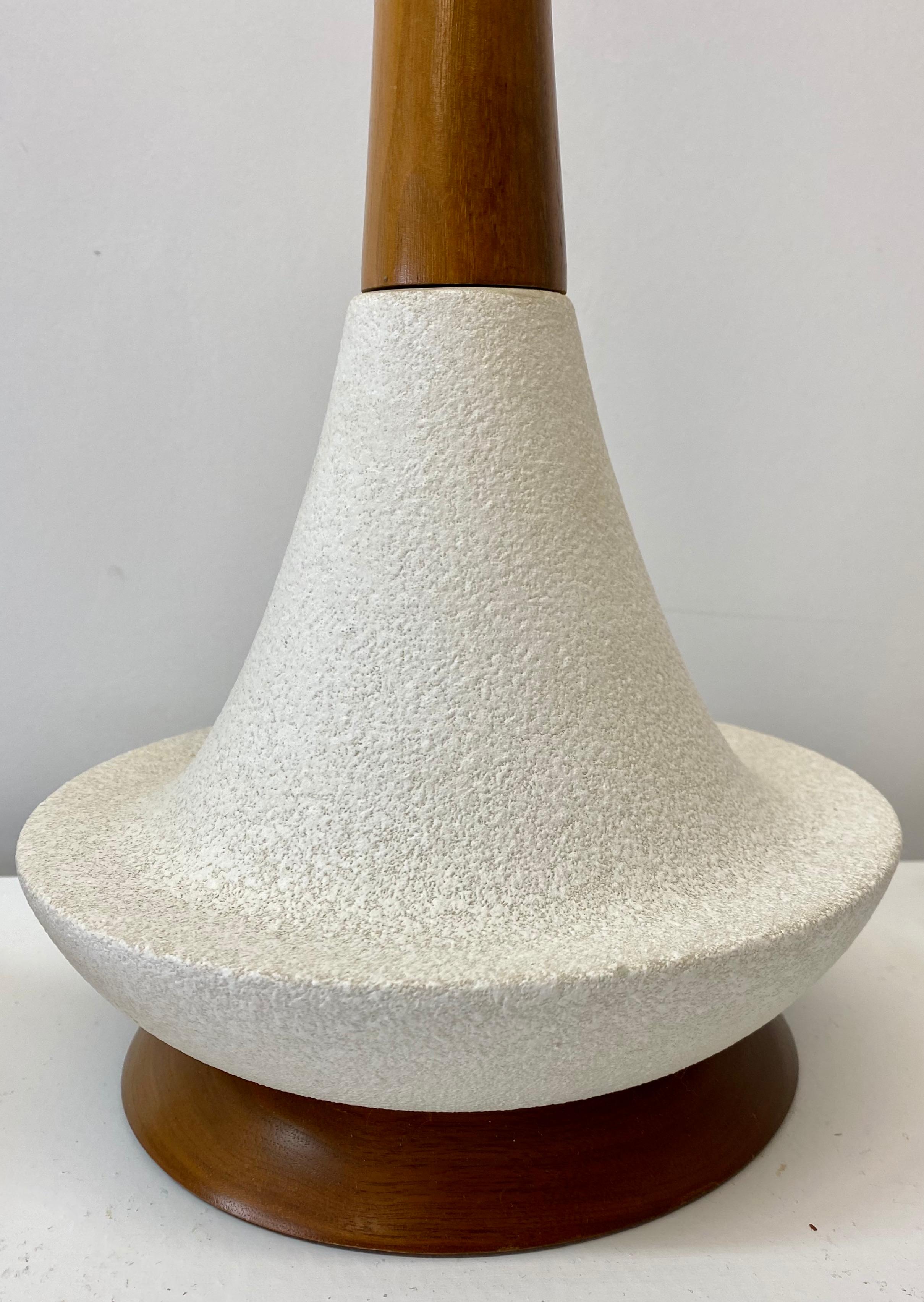 American Mid-Century Modern Textured White Ceramic and Walnut Table Lamps, circa 1950s