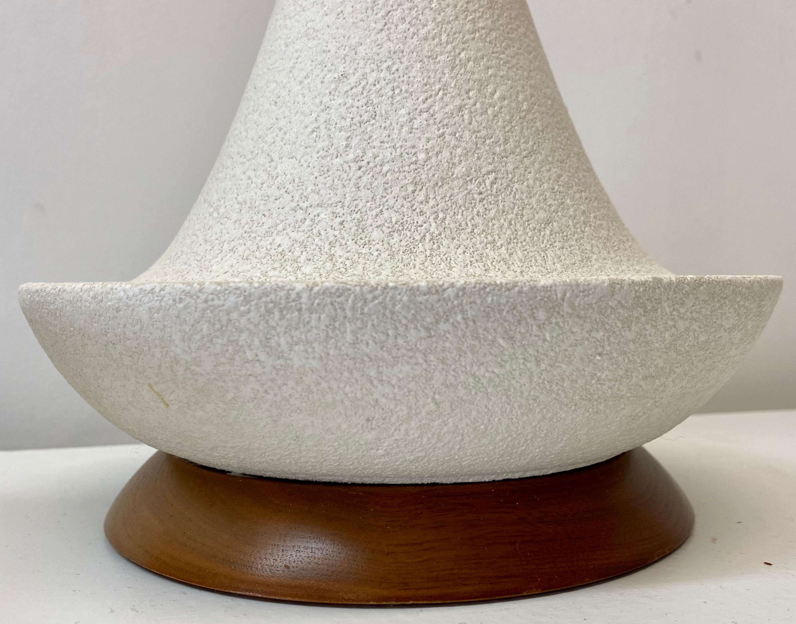 Hand-Crafted Mid-Century Modern Textured White Ceramic and Walnut Table Lamps, circa 1950s