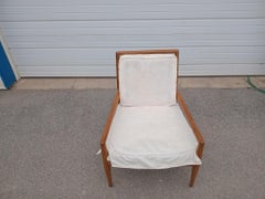Mid-Century Modern T.H. Robsjohn-Gibbings for Widdicomb Lounge Chair