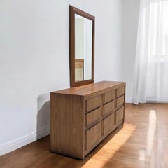 Mid-Century Modern Thomasville Huntley Dresser with Mirror, circa 1960s