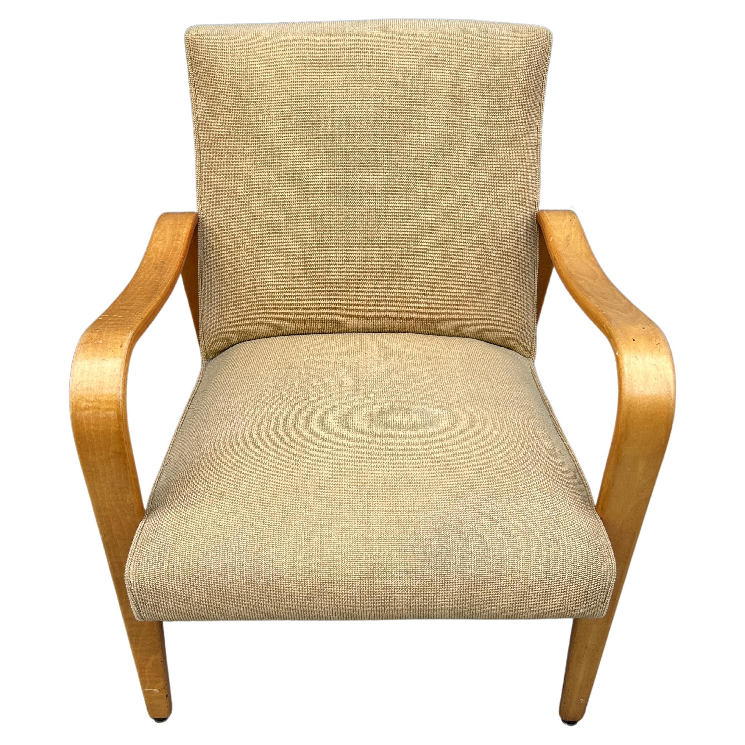 (1) Mid-Century Modern Thonet bentwood birch lounge armchair. Has original tan upholstery. Great vintage condition. Timeless chair design by Thonet. Curved birch bentwood arms. Located in Brooklyn NYC.

24