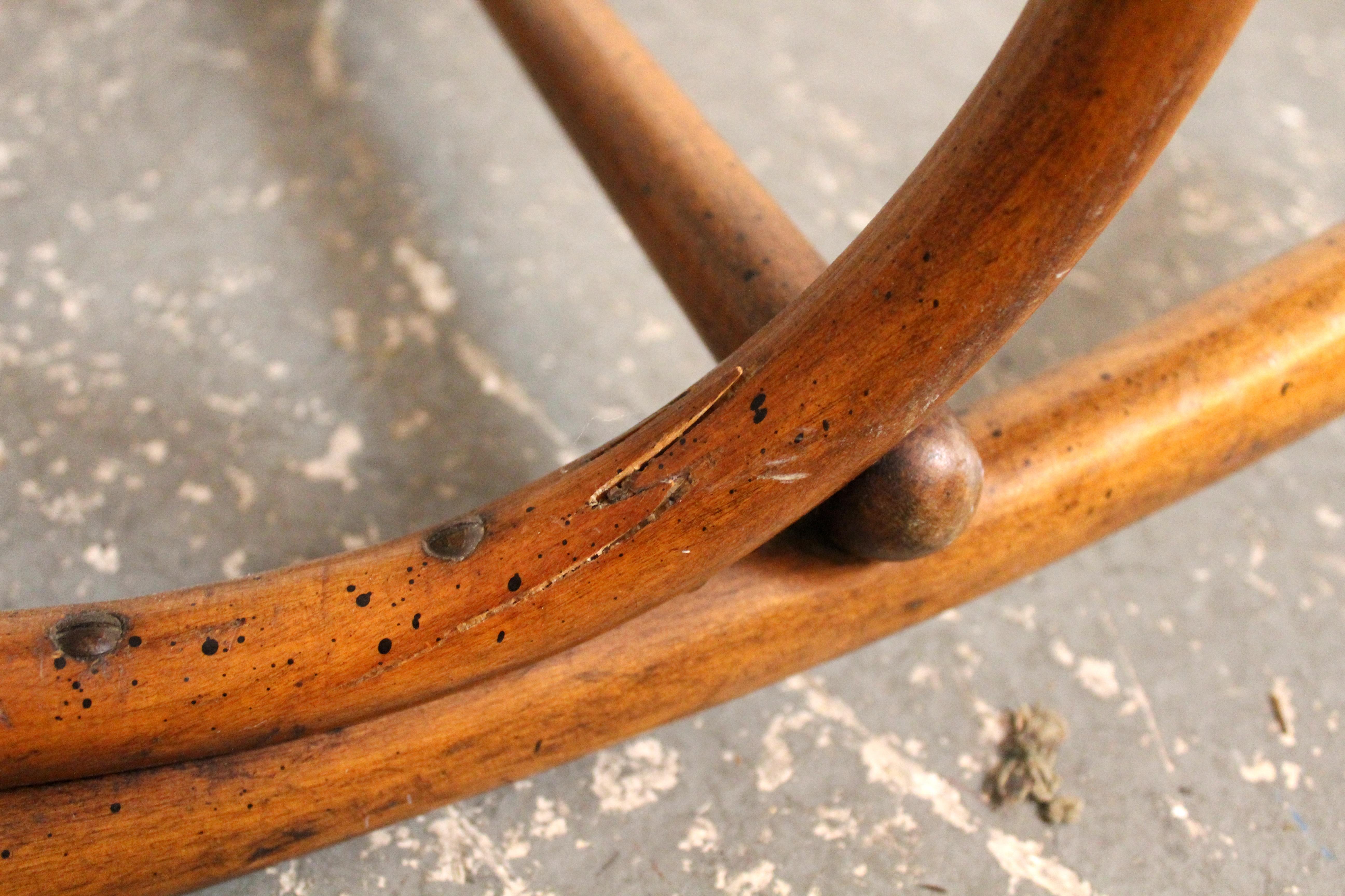 Sedia a dondolo Thonet di Stendig Co. in vendita 6