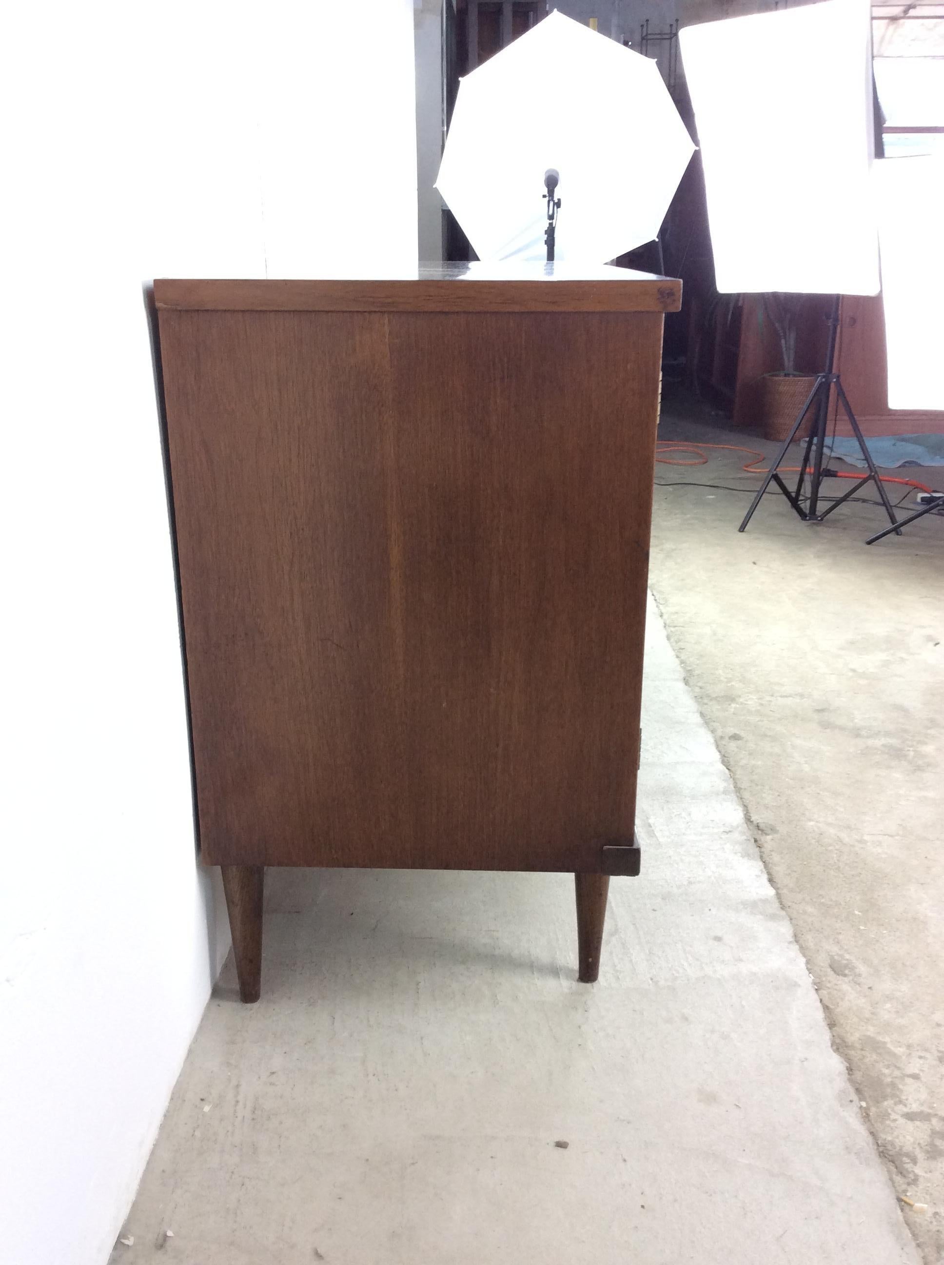 Mid-Century Modern Three Drawer Credenza by Bassett Furniture In Good Condition For Sale In Freehold, NJ
