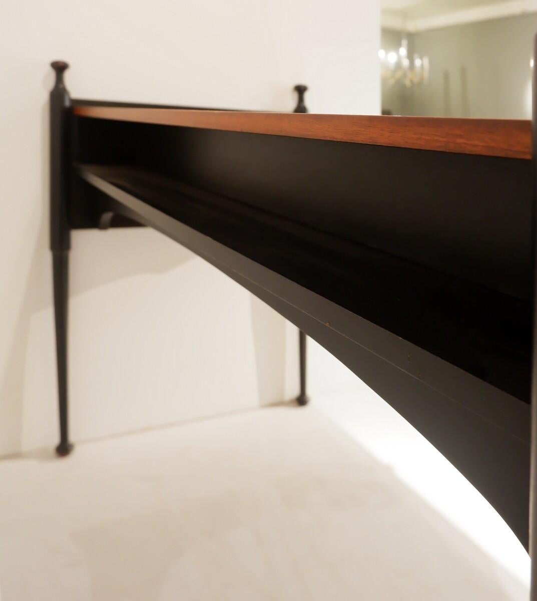 20th Century Mid Century Modern three-drawer desk For Sale