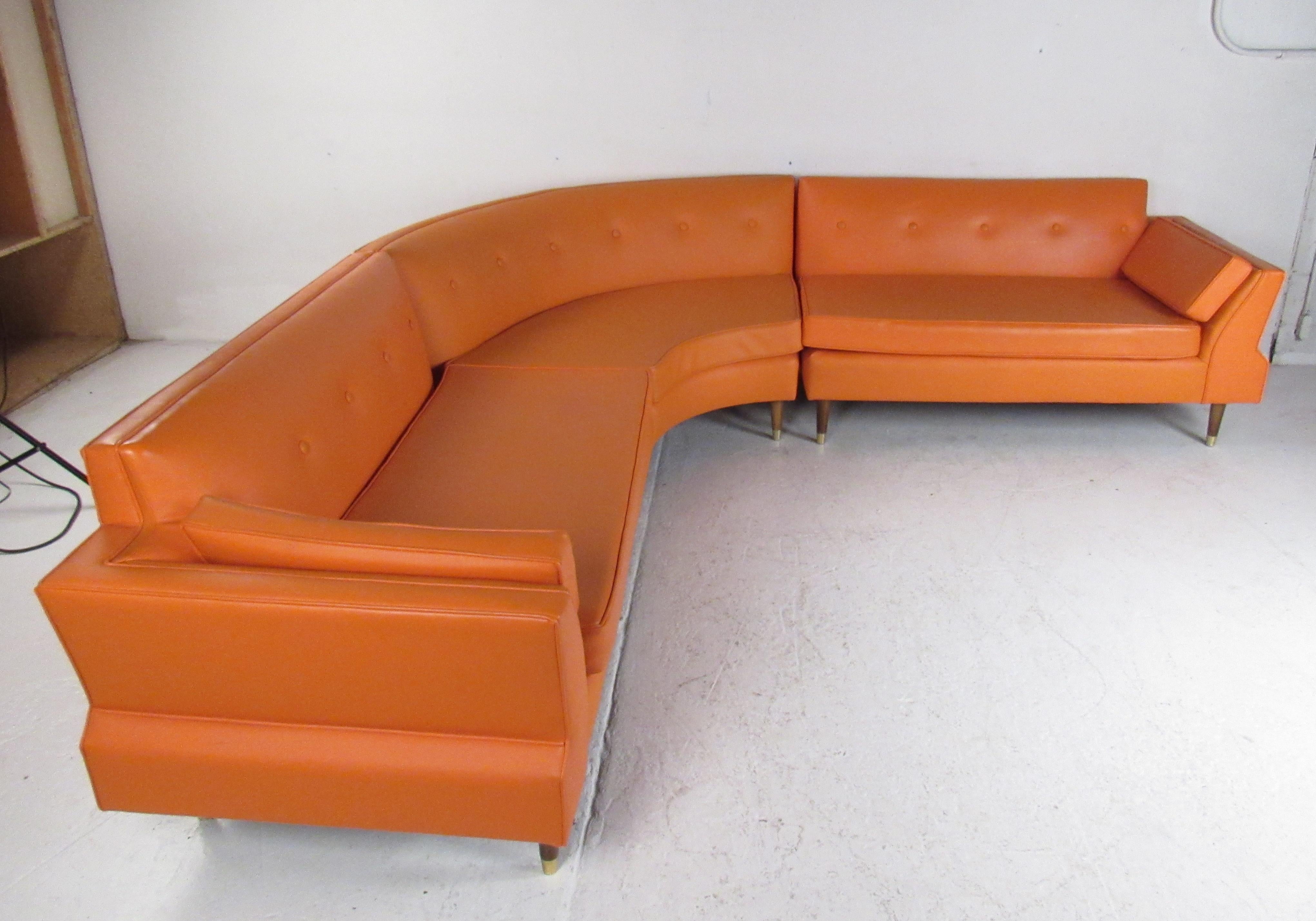 Mid-Century Modern Three-Piece Sectional Sofa In Good Condition In Brooklyn, NY