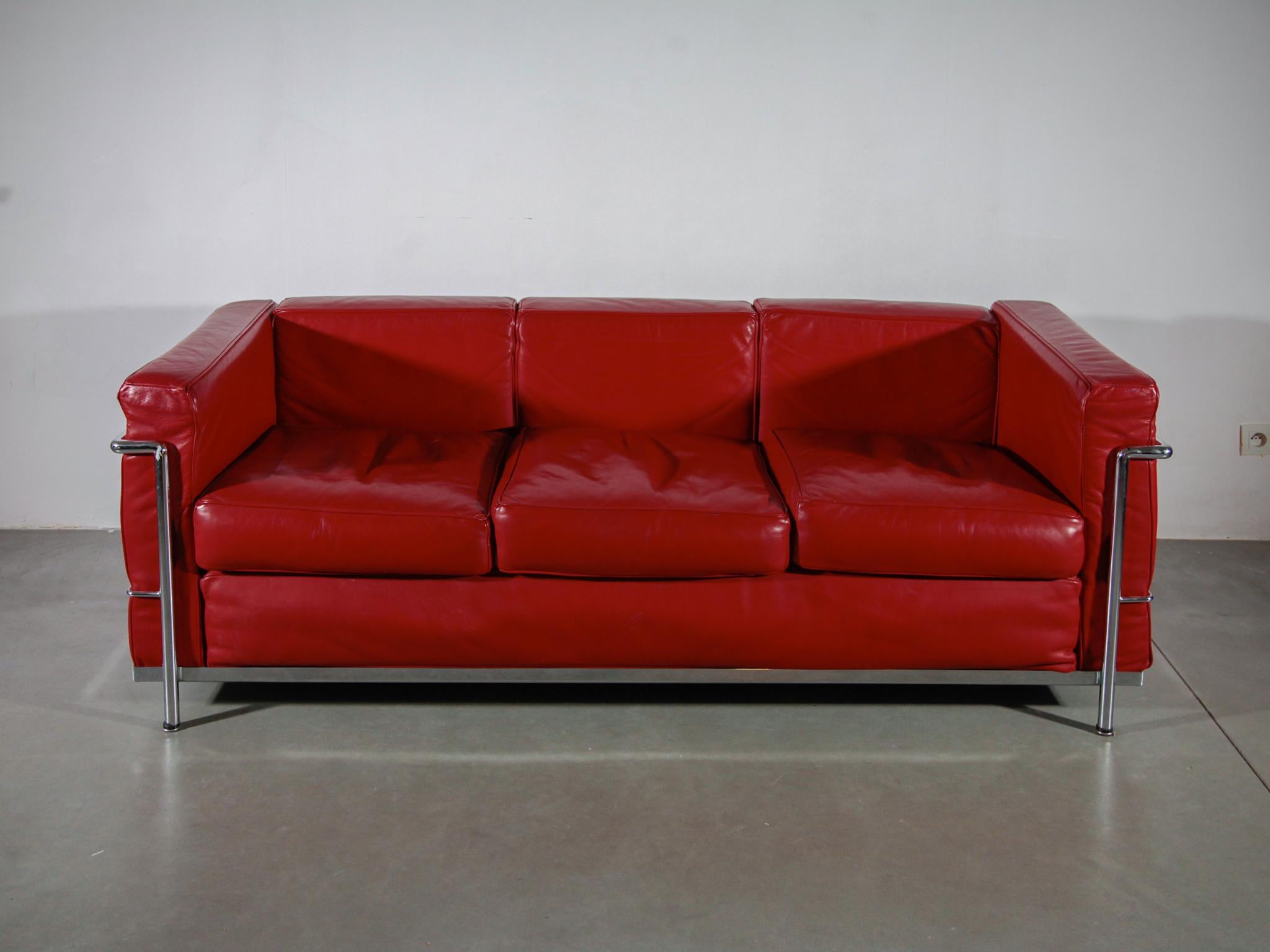 Mid-Century Modern Mid-century Modern Three Seat Sofa In Red Leather, 1980s attributed Le Corbusier