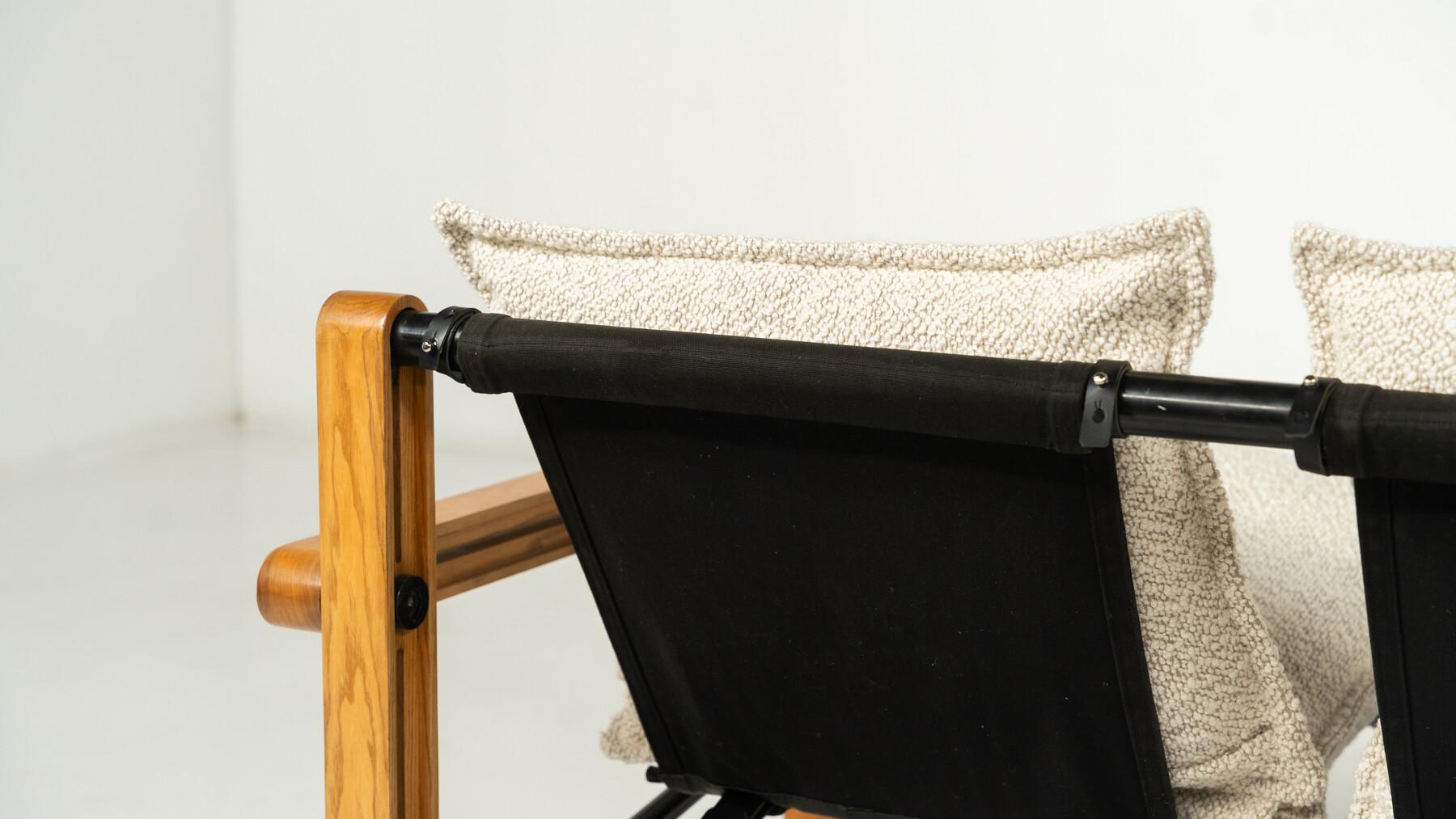 Tissu Mid-Century Modern Three-Seater Sofa, 1960s - New Upholstery en vente