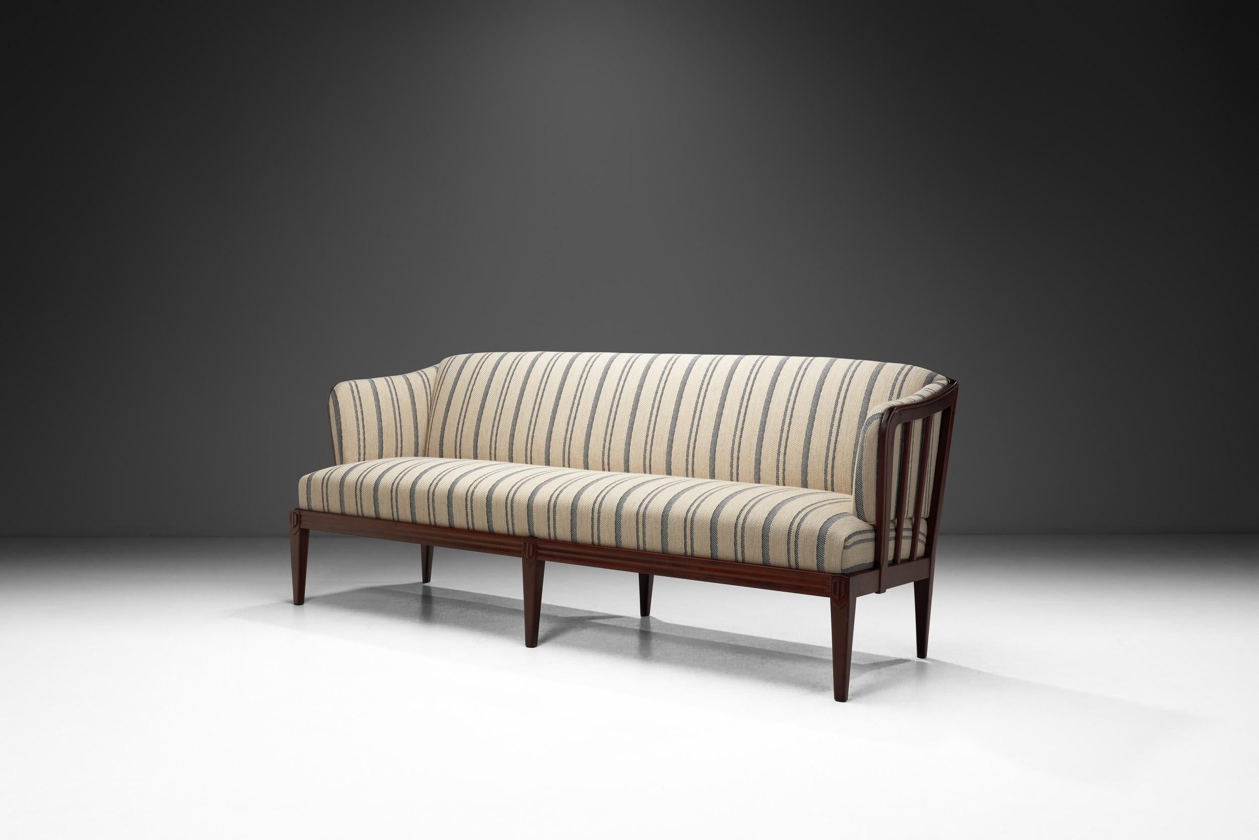 The term “Swedish Modern” first emerged in the 1930s, when Swedish design was becoming increasingly known in Europe and the United States. Reaching its peak in the 1950s, it was characterised by many modern qualities that blended natural materials