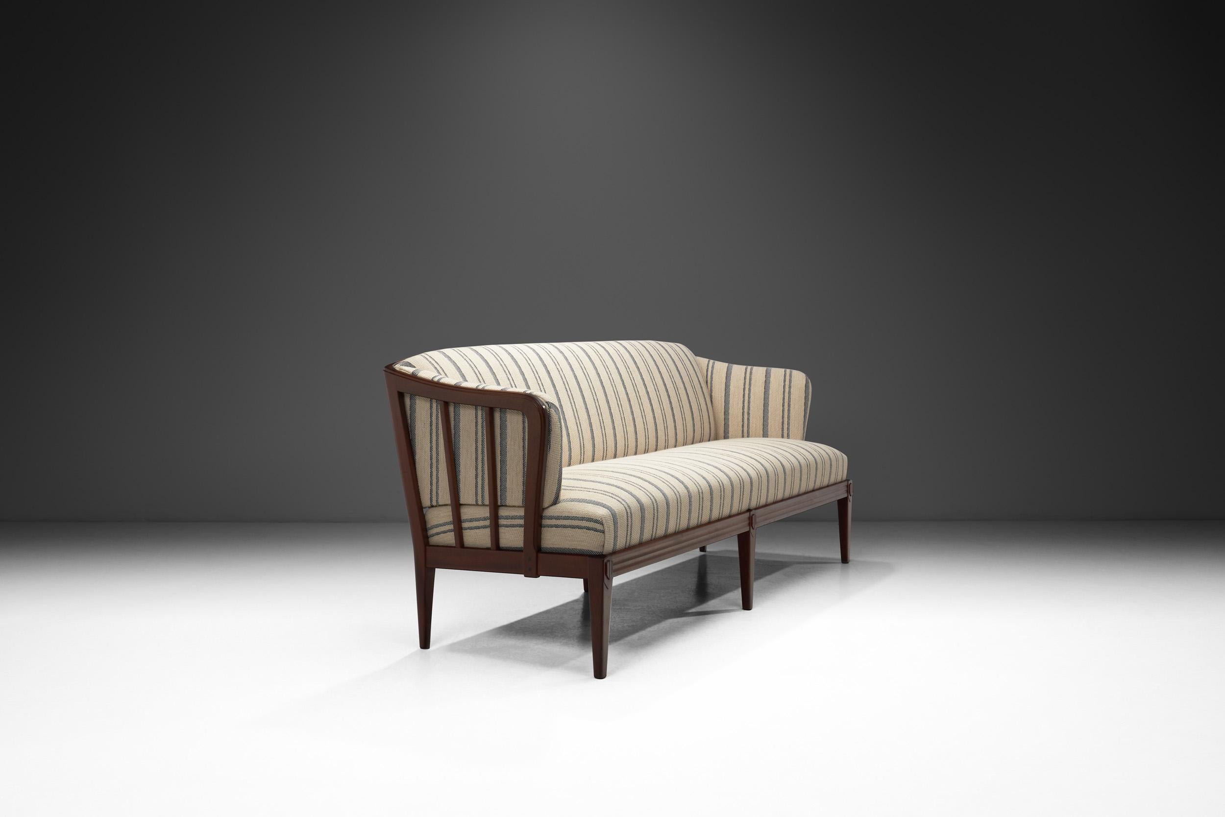 Mid-Century Modern Three-Seater Sofa by Carl Malmsten (Attr.), Sweden 1960s In Good Condition In Utrecht, NL