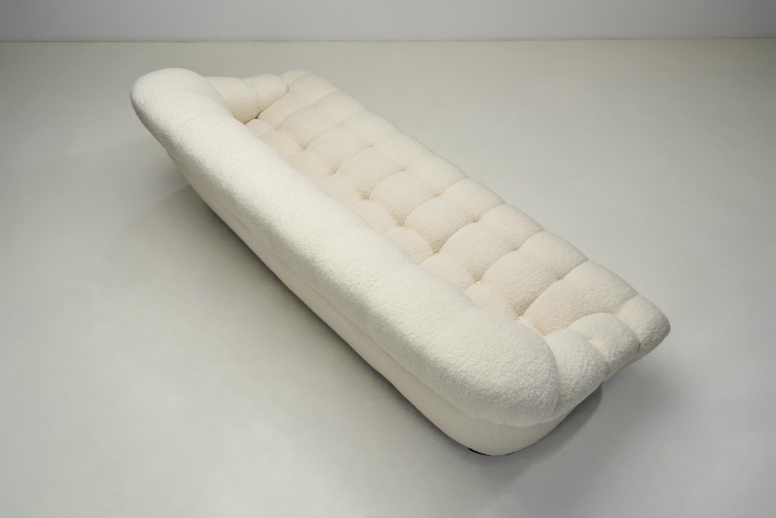 Fabric Mid Century Modern Three-Seater Sofa, Europe 1960s For Sale