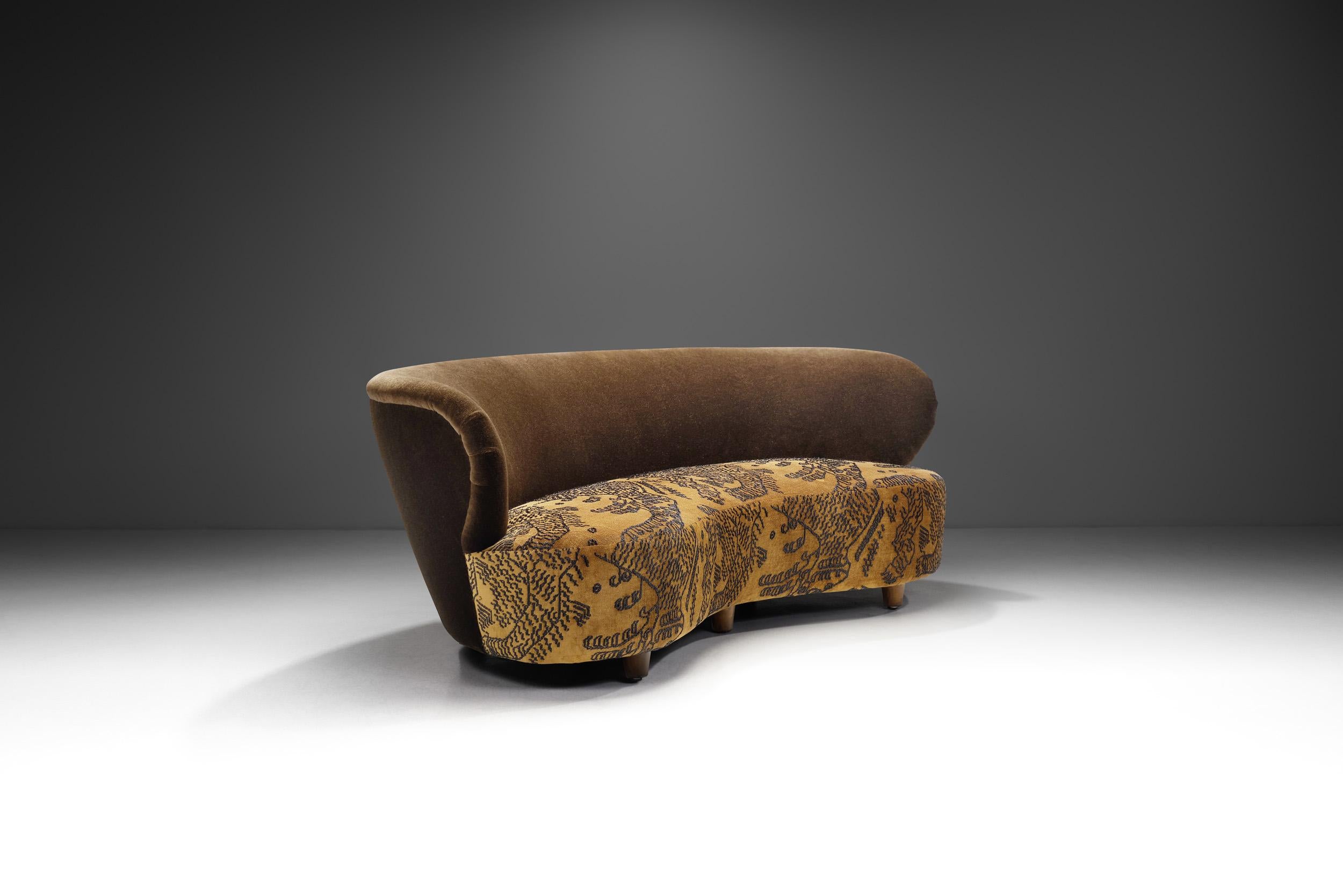 Art Deco Mid-Century Modern Three-Seater Sofa in a Patterned Fabric, Scandinavia 1950s For Sale