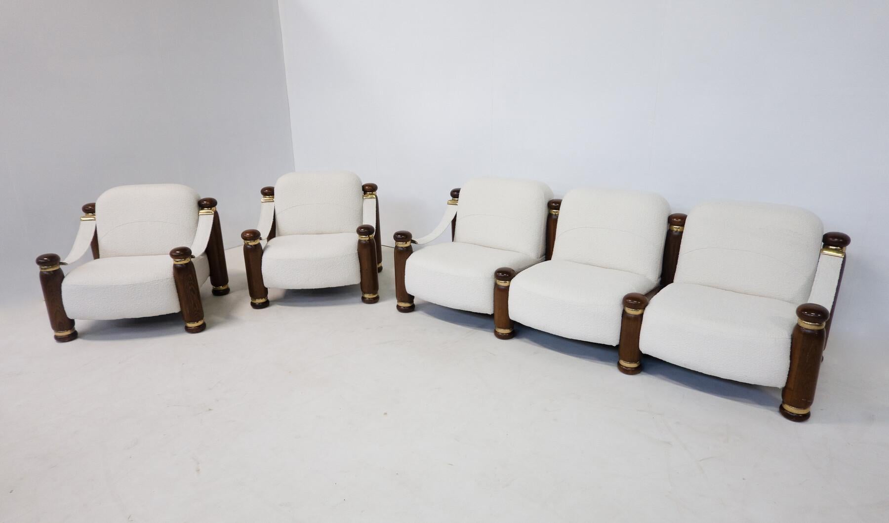 Modernes Dreisitzer-Sofa aus der Mitte des Jahrhunderts, Italien, 1970er Jahre, neu gepolstert im Angebot 5