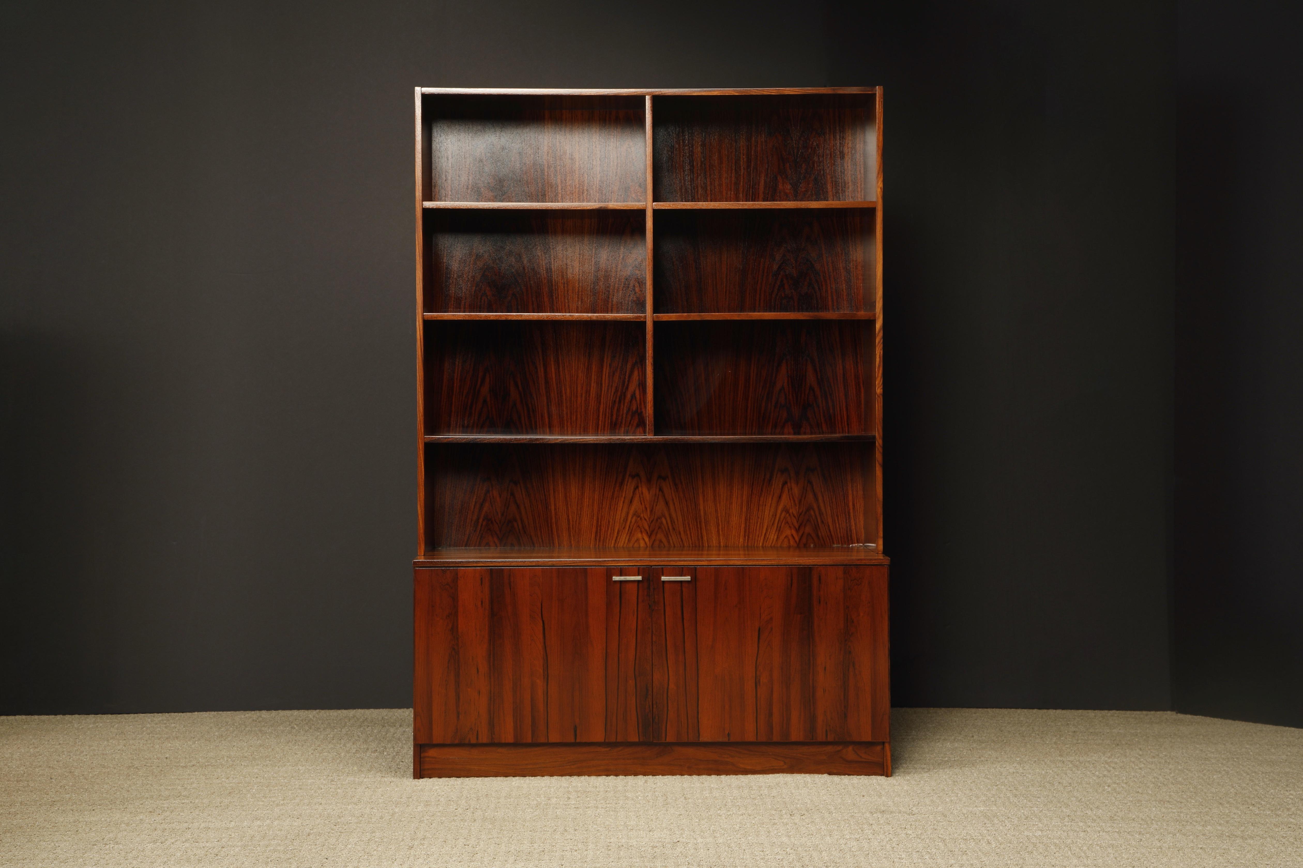 Mid-Century Modern Three Section Exotic Rosewood Bookcase, circa 1970s 4