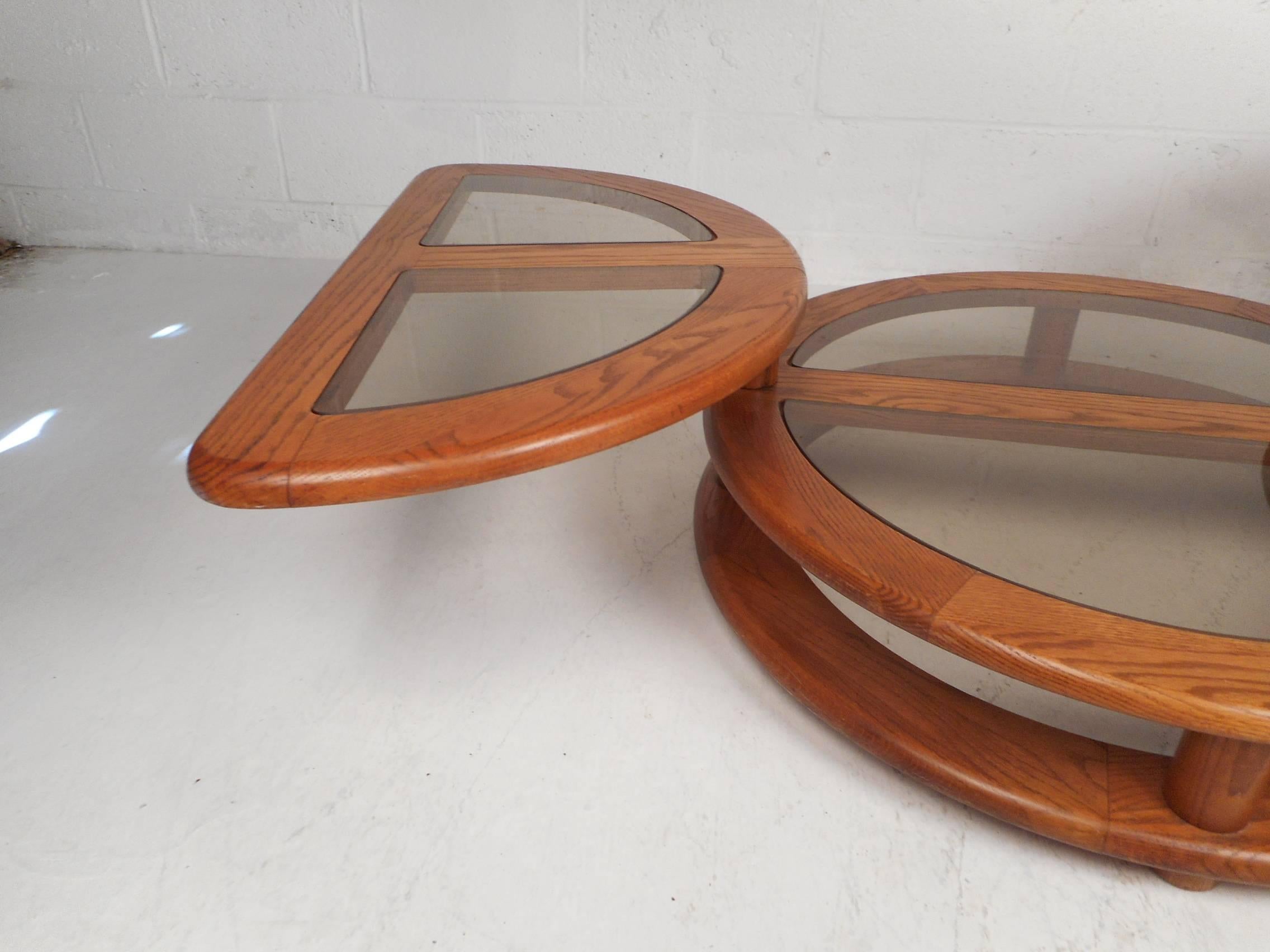 Mid-Century Modern Three Tier Expandable Coffee Table 2