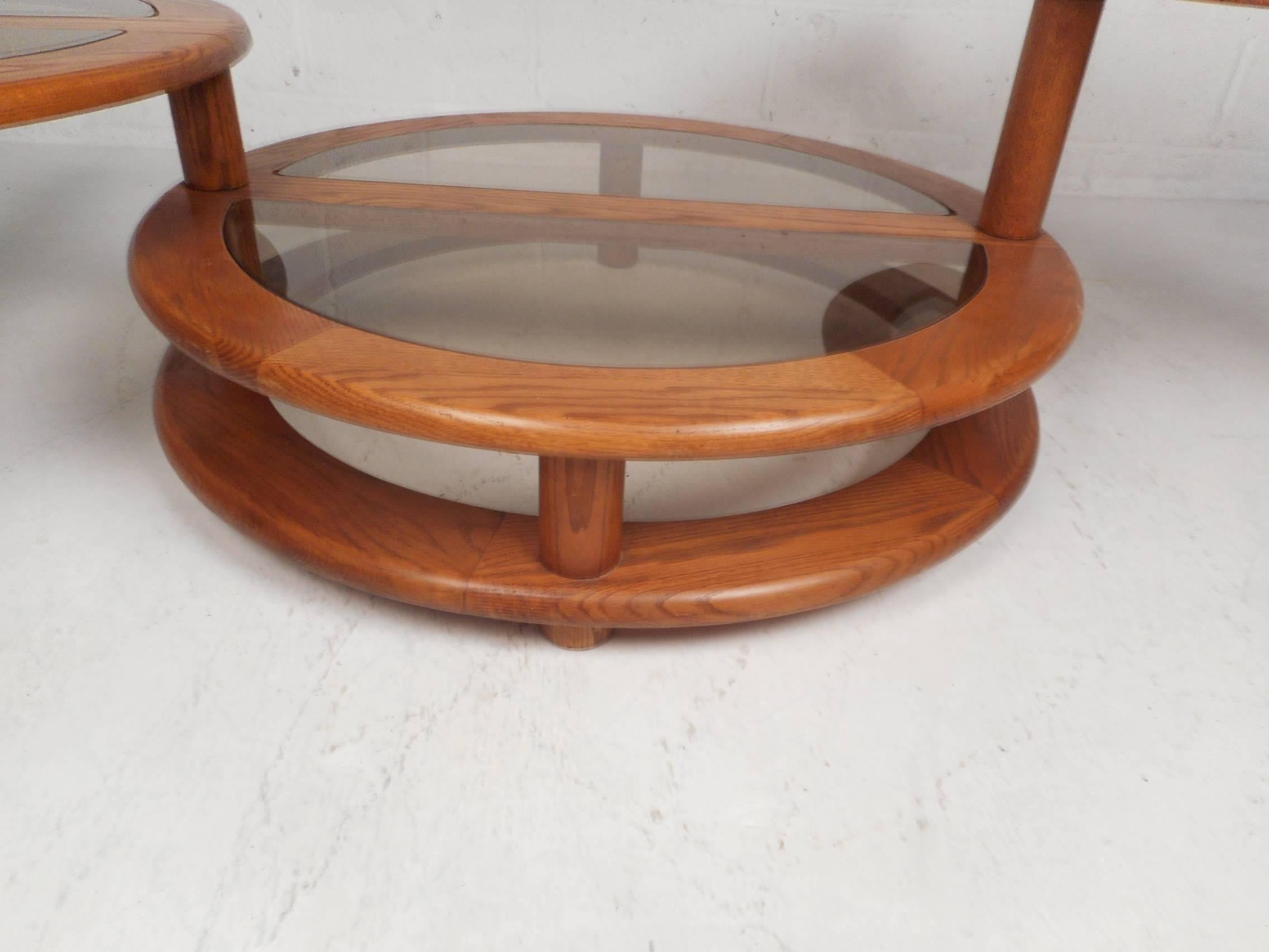 Mid-Century Modern Three Tier Expandable Coffee Table 1