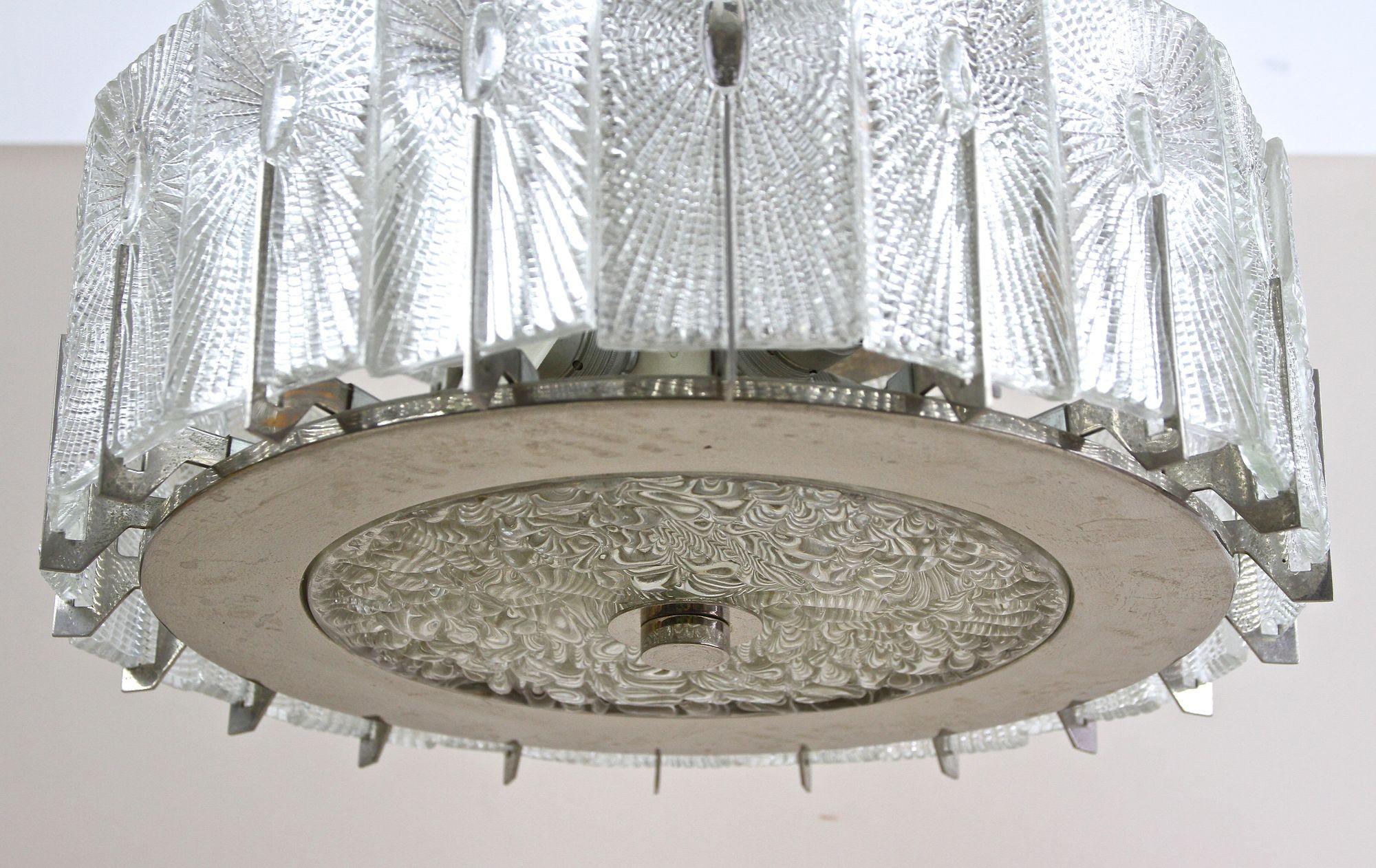 Lustre à trois niveaux en verre The Moderns par Rupert Nikoll, Autriche années 1950 en vente 2