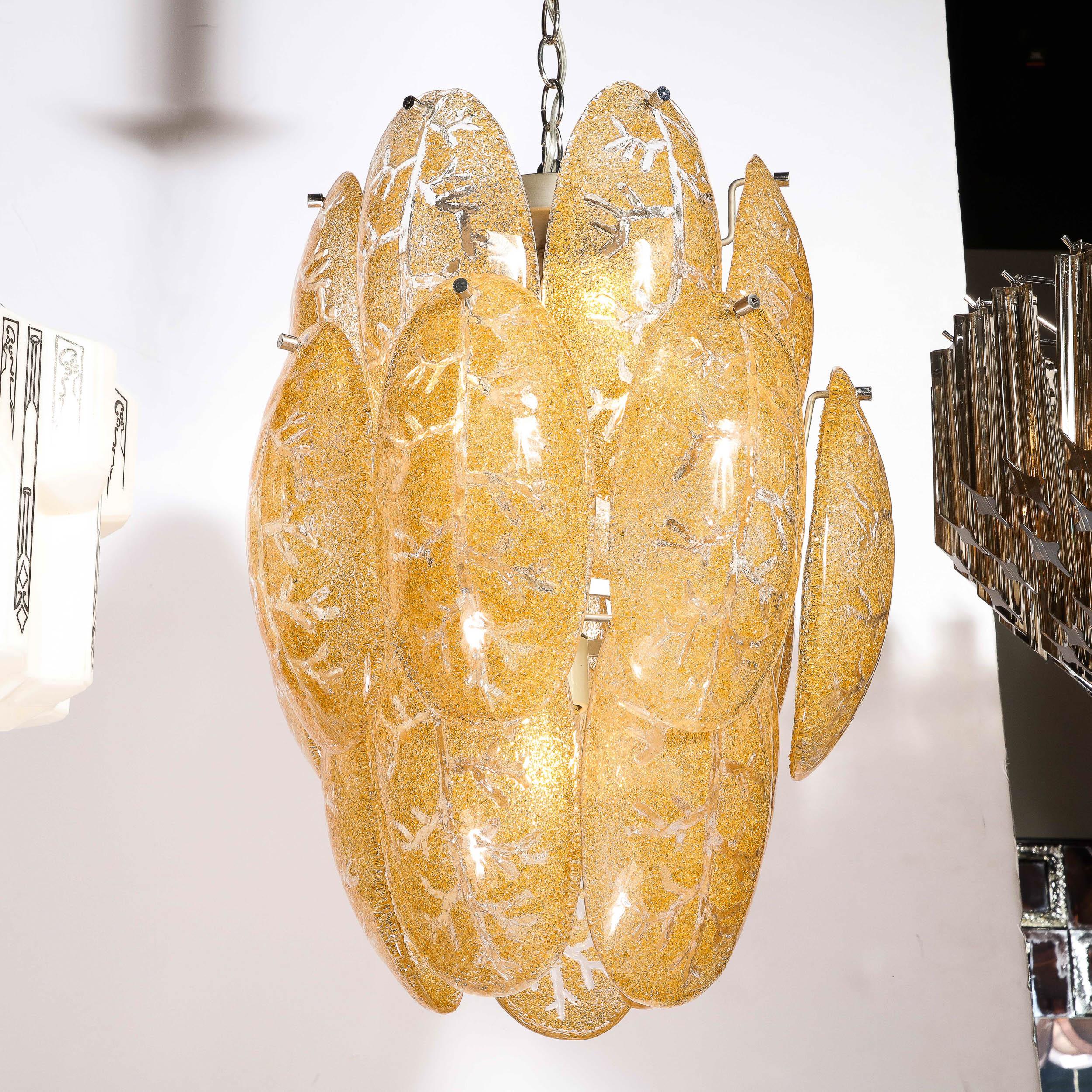 Mid-Century Modern Three-Tier Leaf Form Chandelier in Crushed Gold Murano Glass For Sale 4