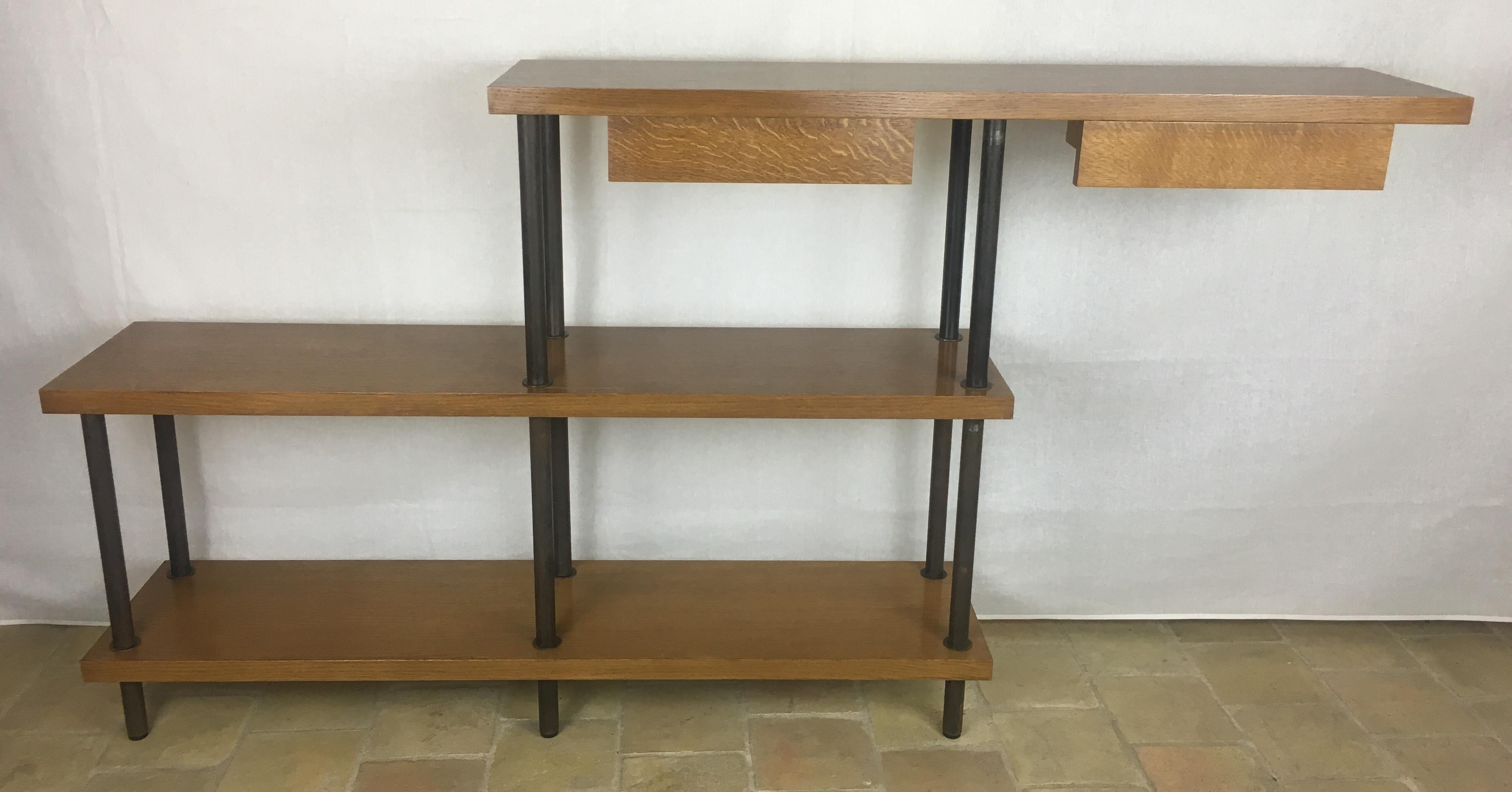 Mid-Century Modern Mid-Century Three-Tiered Bookcase or Display Unit in Solid Oak and Iron