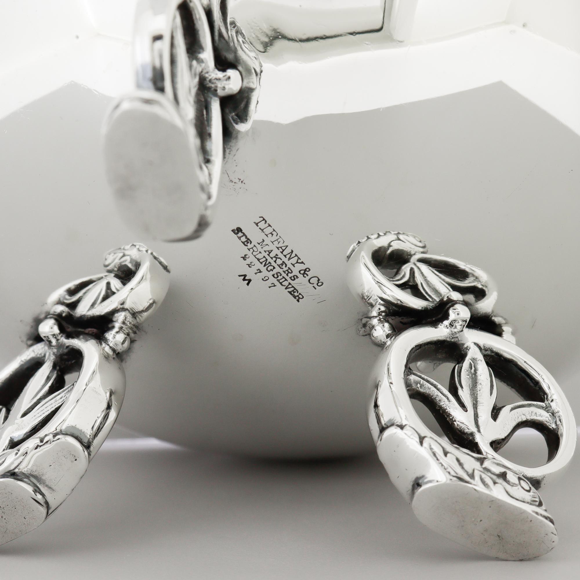 Ciotola in argento Tiffany & Co. in stile metà secolo moderno con piedini a delfino in vendita 5