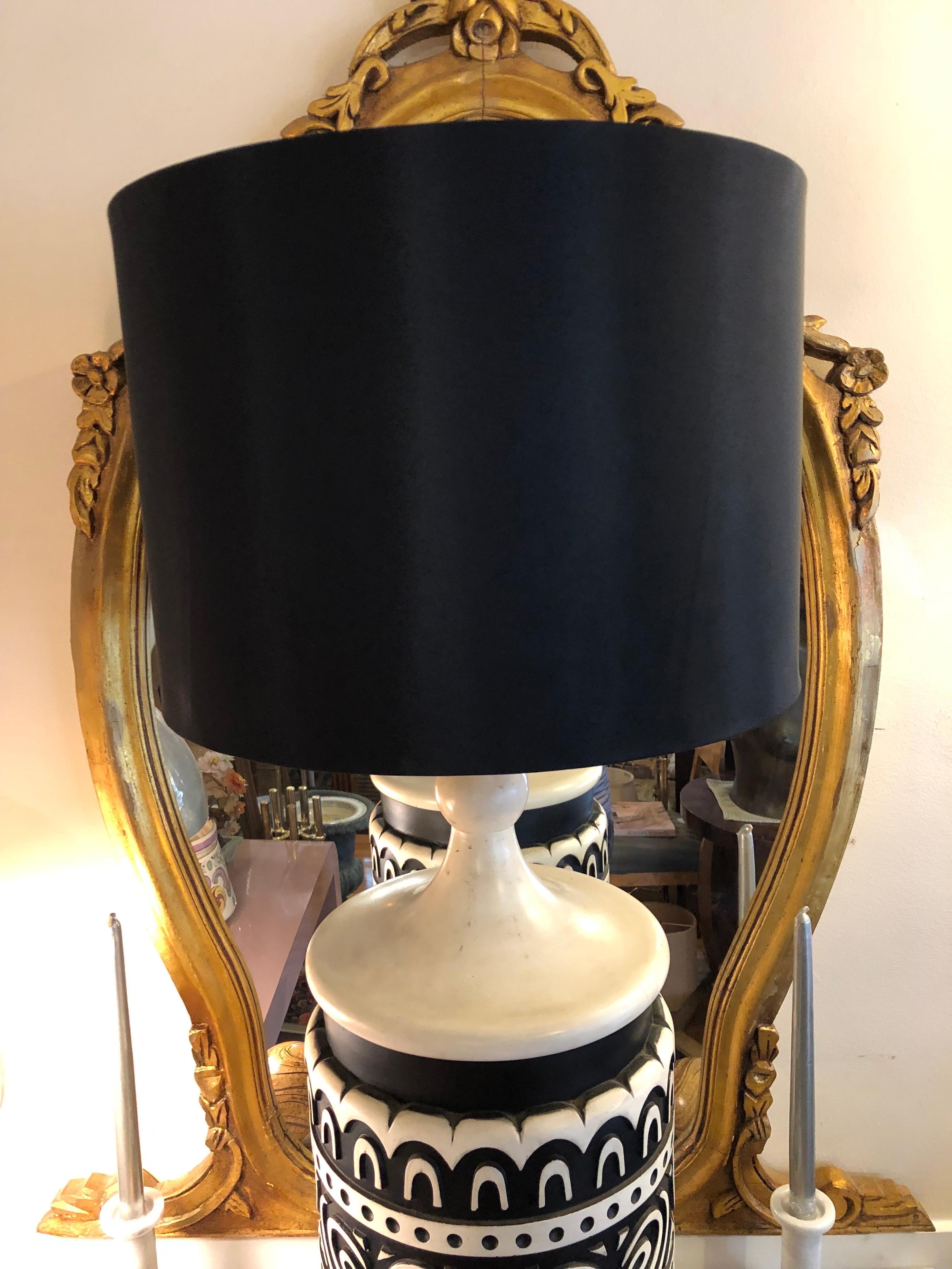 Wood Mid-Century Modern Ceramic Tiki Lamp For Sale