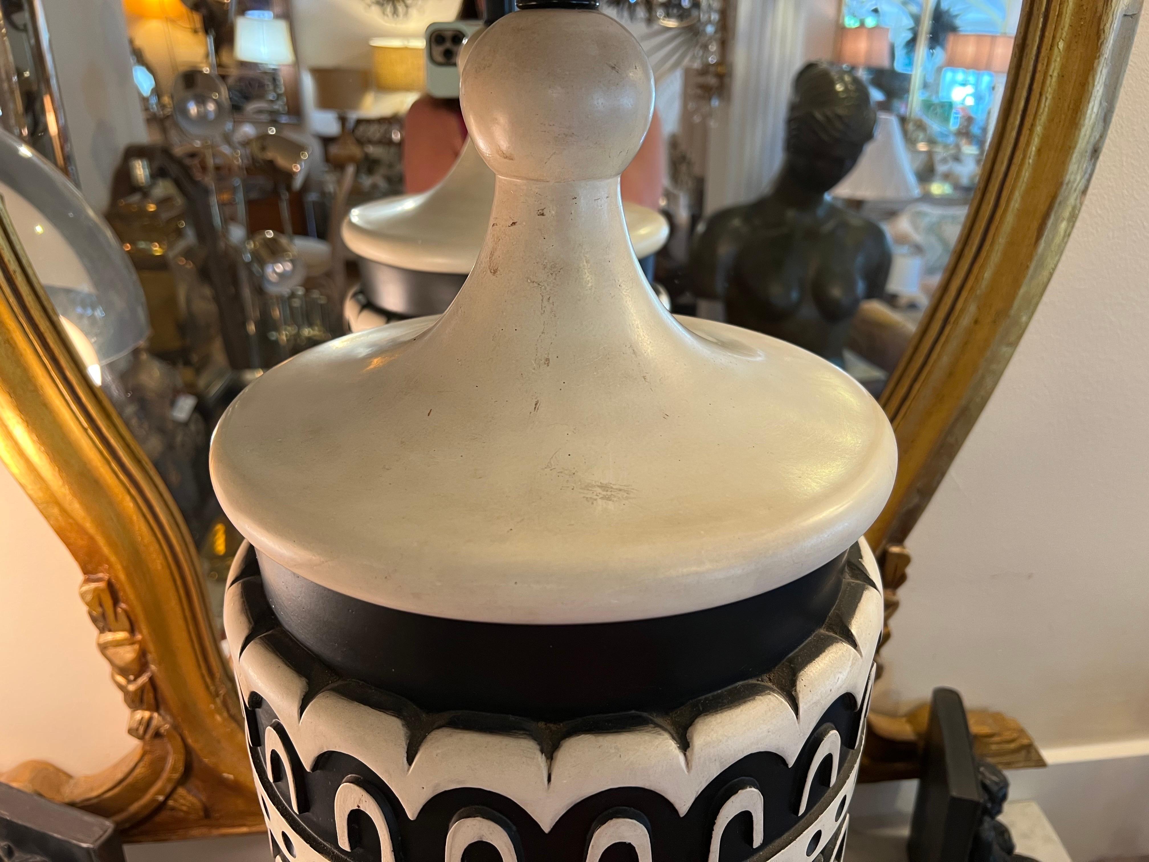 Mid-Century Modern Ceramic Tiki Lamp For Sale 3