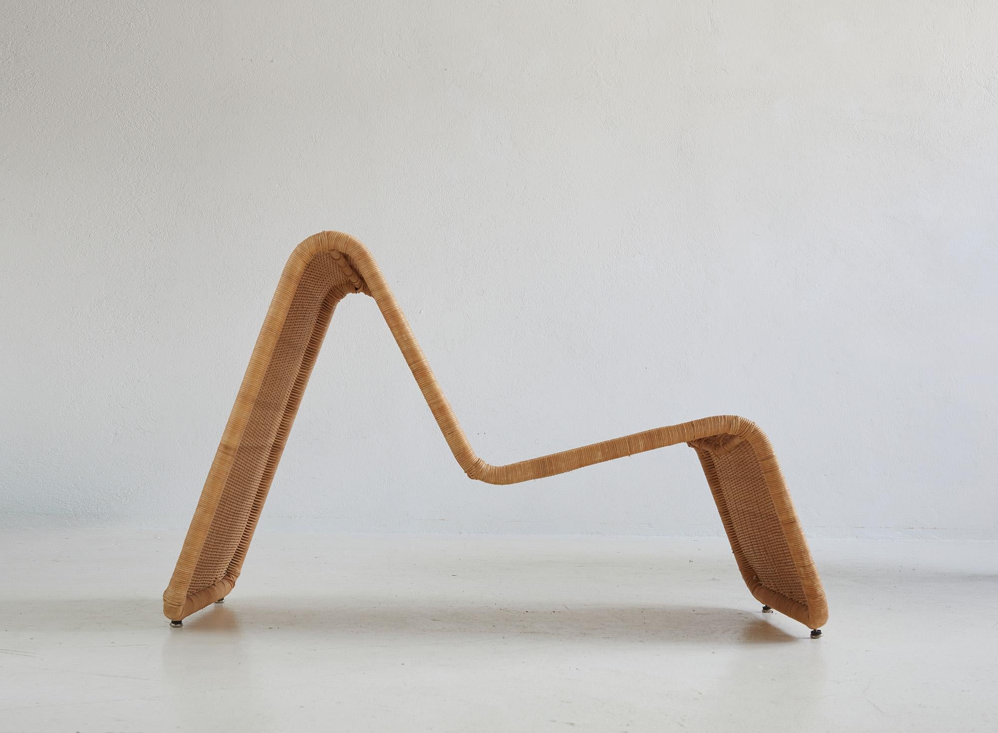 Mid-Century Modern Mid-century modern Tito Agnoli rattan lounge chair by Bonacina, 1960 Italy For Sale