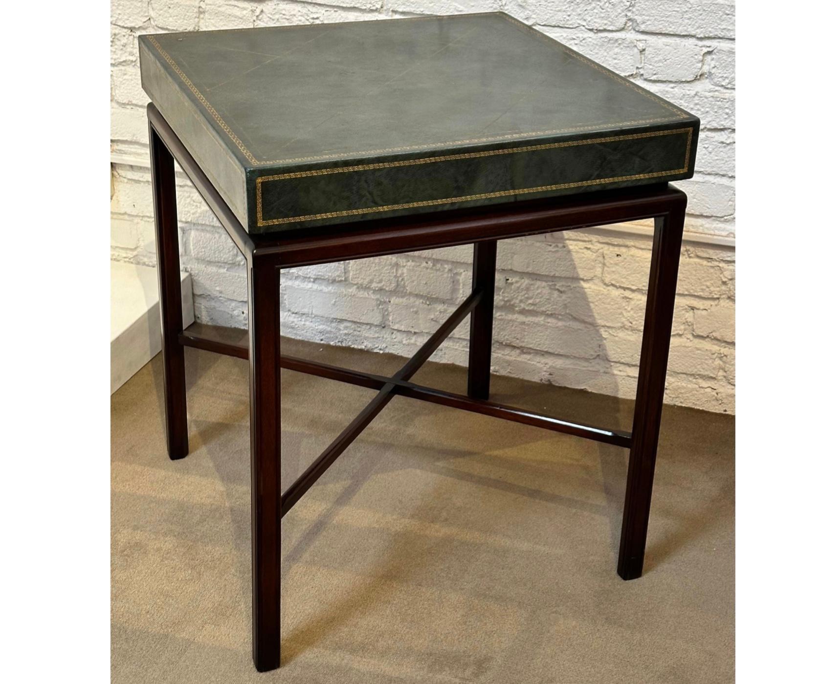 Mid Century Modern Tommi Parzinger Green Leather Occasional Table In Good Condition For Sale In LOS ANGELES, CA