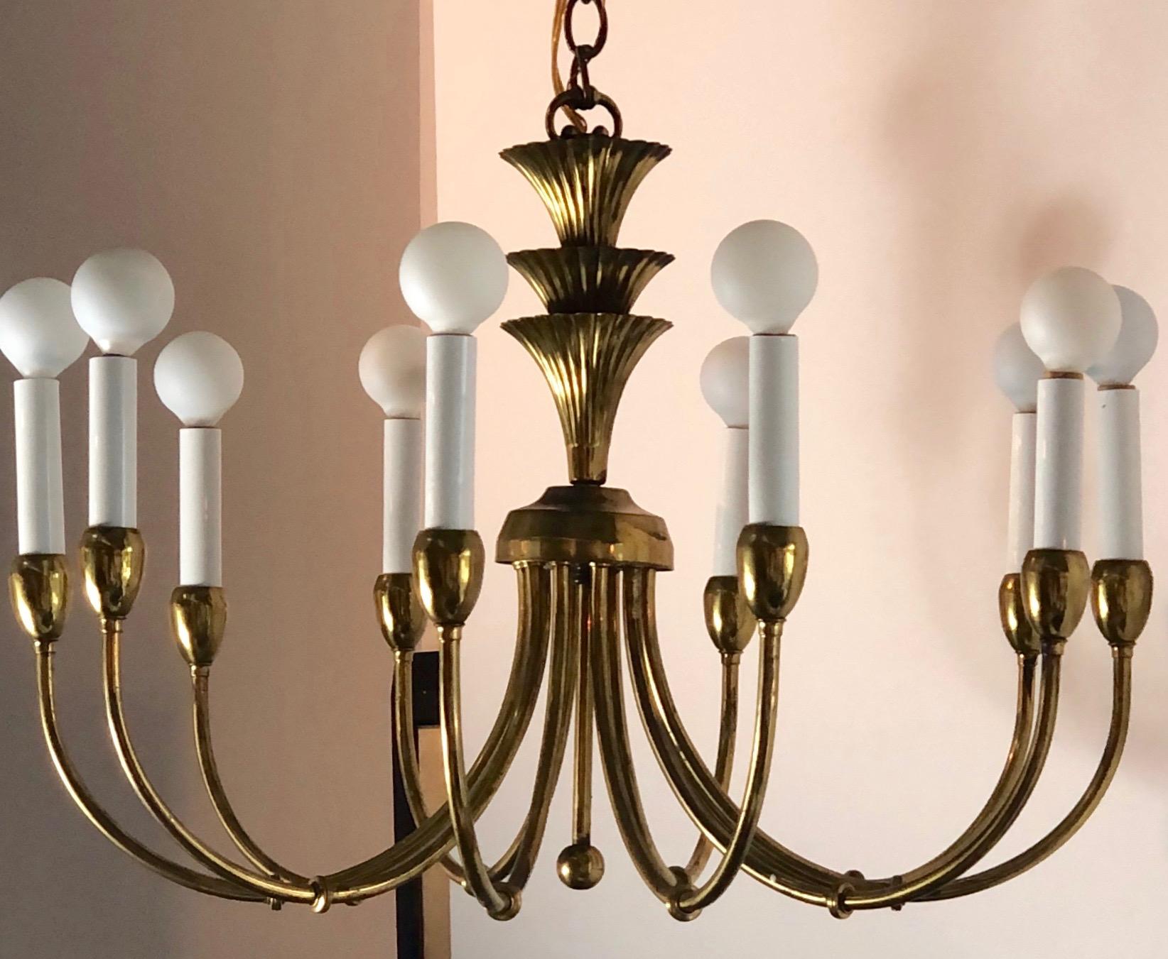Tommi Parzinger Style Brass 10-Arm / Torchère Art Deco Style Chandelier In Good Condition For Sale In Houston, TX