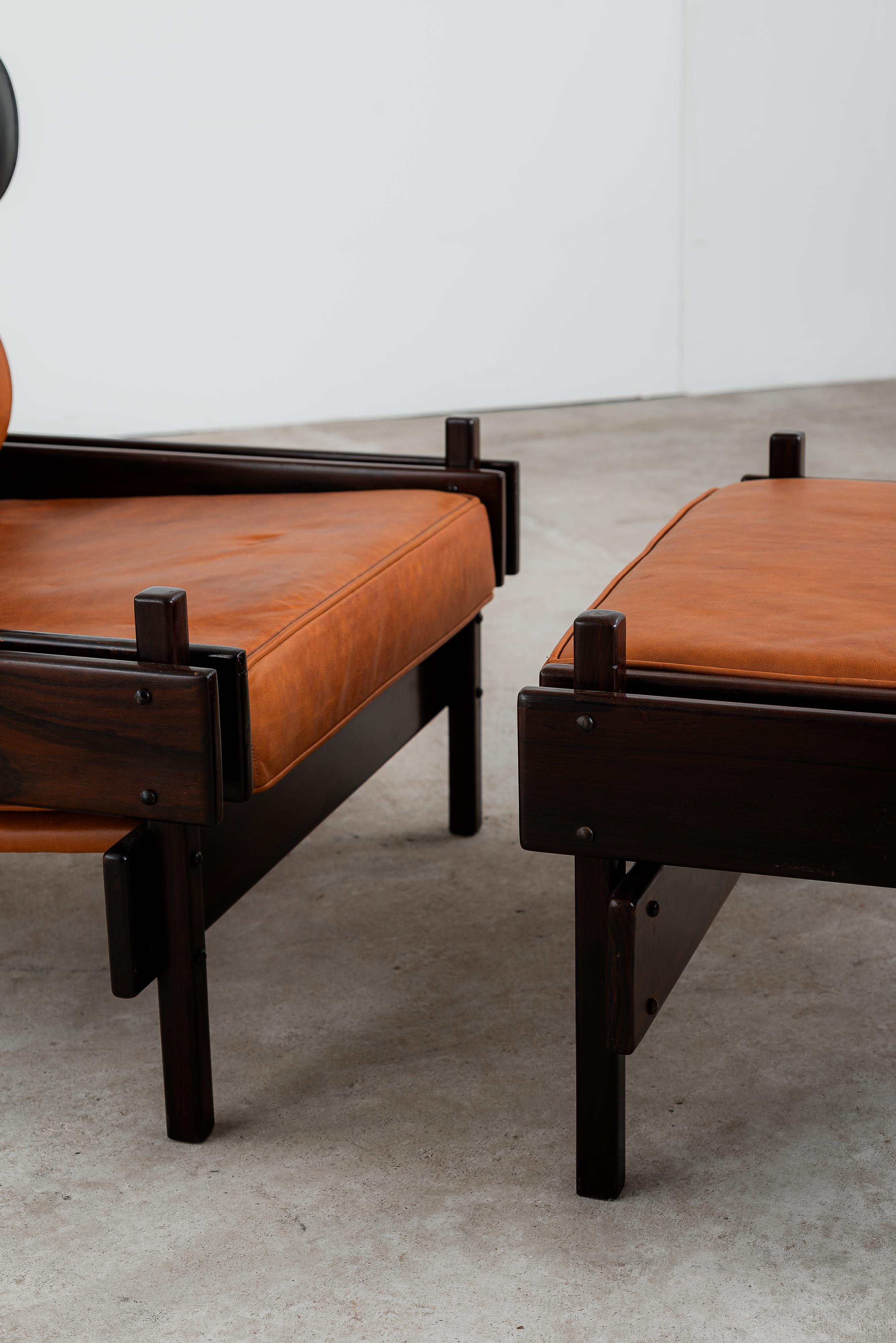 Moderner Tonico-Sessel mit Hocker von Sergio Rodrigues, Brasilien, 1960er Jahre (Brasilianisch) im Angebot