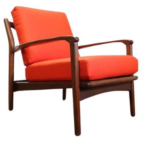 Mid Century Modern Toothill Lounge Chair Danish Vintage Style For Sale