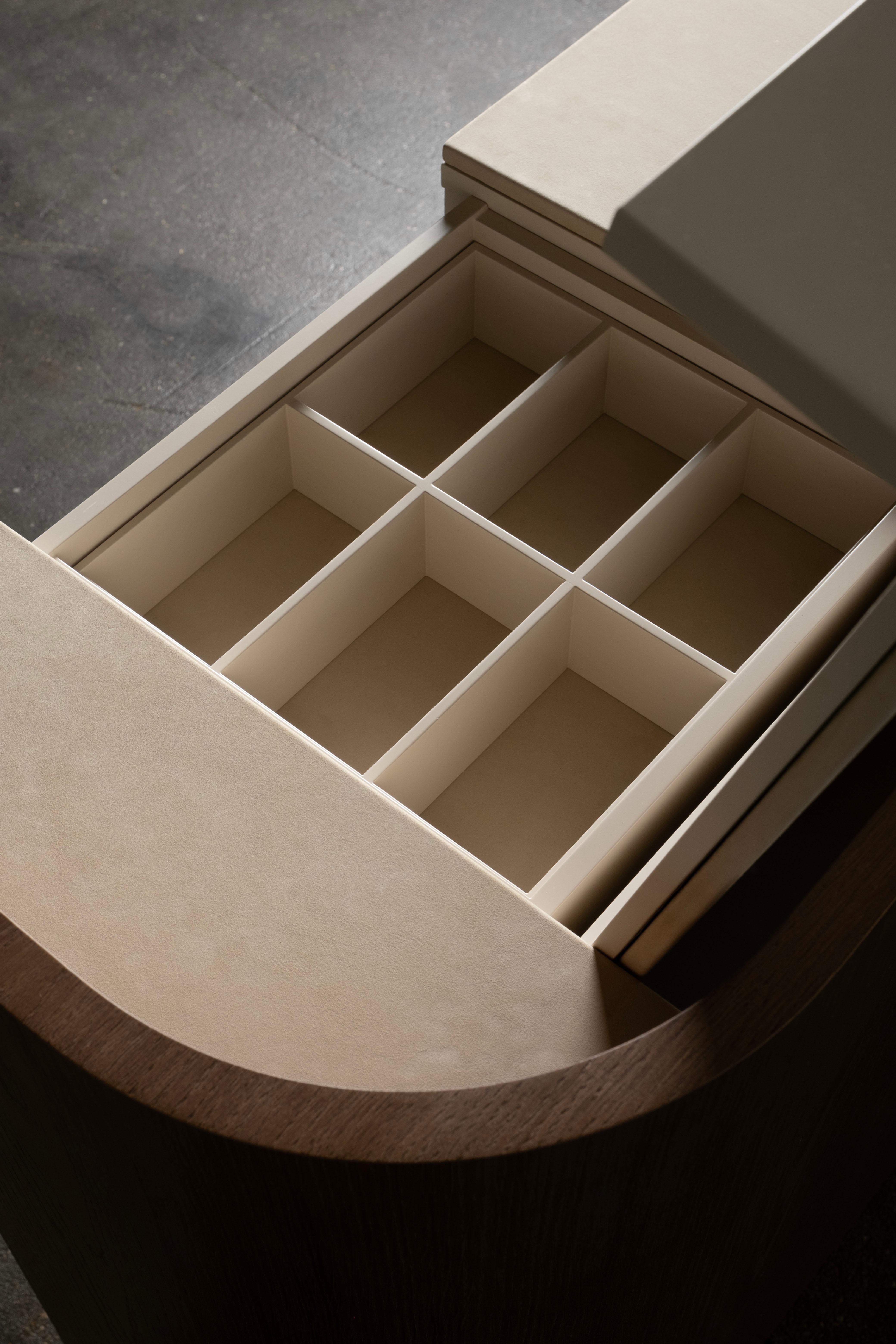 Mid-Century Modern Toscana Vanity Table Oak Beige Leather Handmade by Greenapple For Sale 3