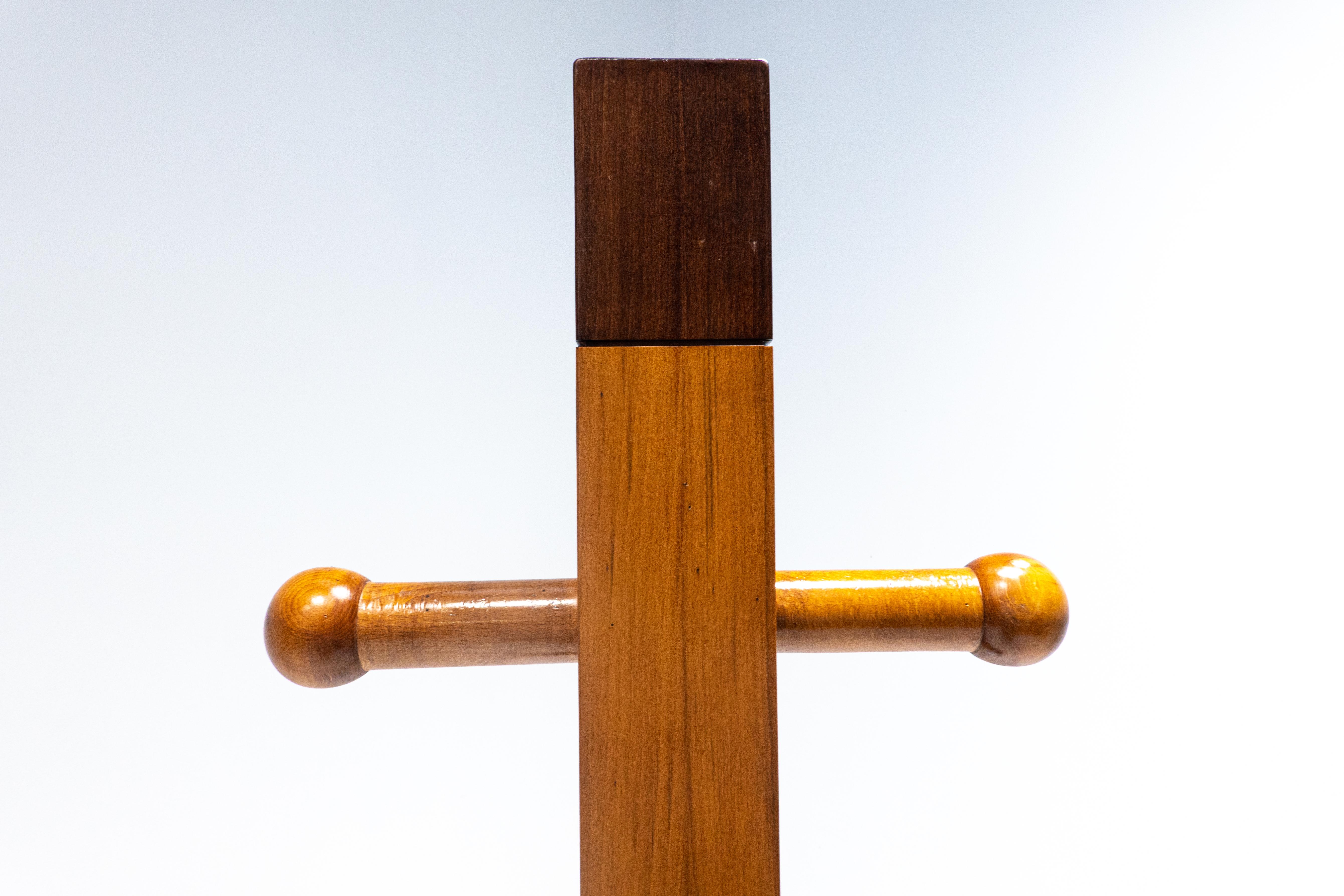 Mid-Century Modern TOTEM Wooden Coat Rack, Italy, 1960s, Price Per Piece For Sale 1