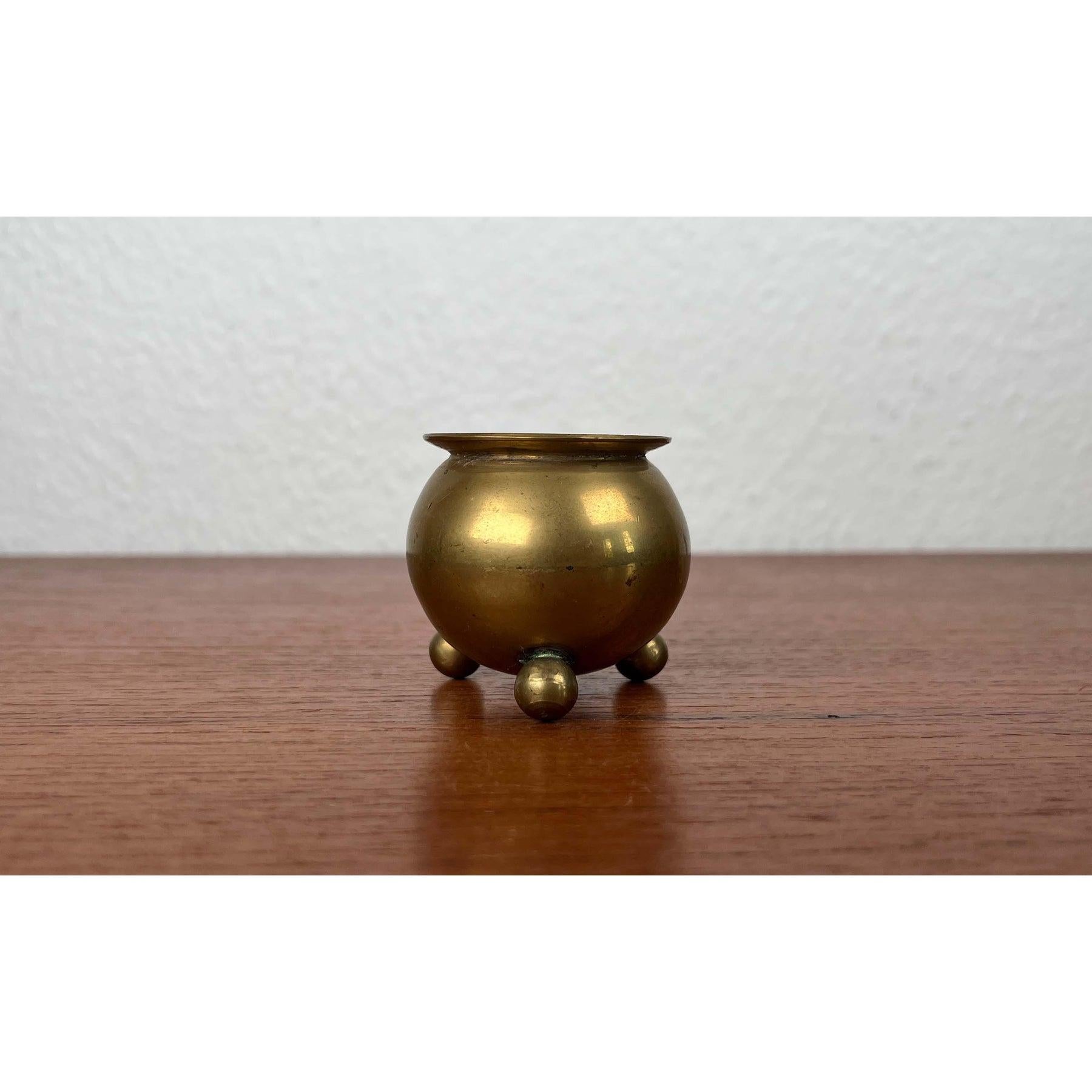 Candelabro tradicional sueco de latón moderno de mediados de siglo, años 60 en venta 2
