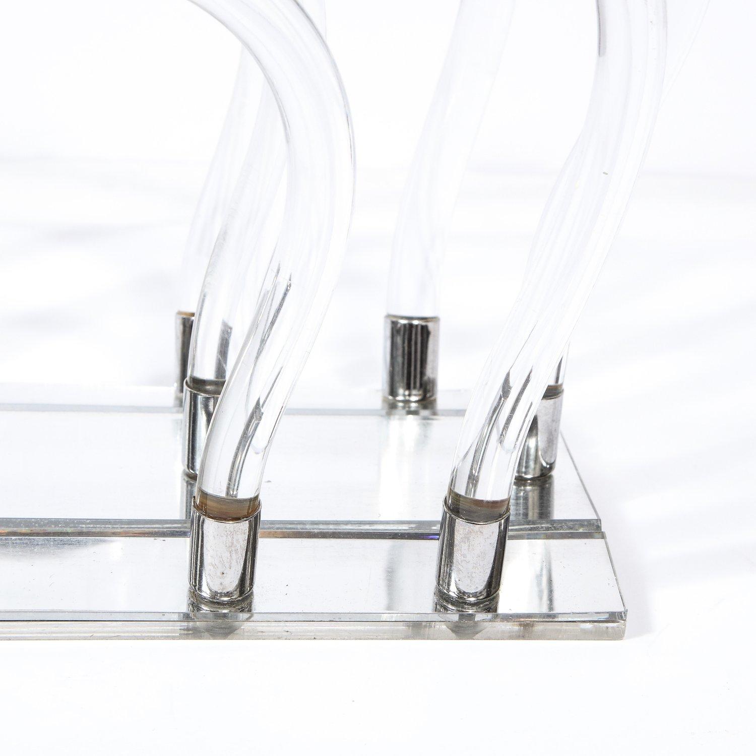 Mid-Century Modern The Moderns Modern Lucite Translucide Magazine Stand by Dorothy Thorpe en vente