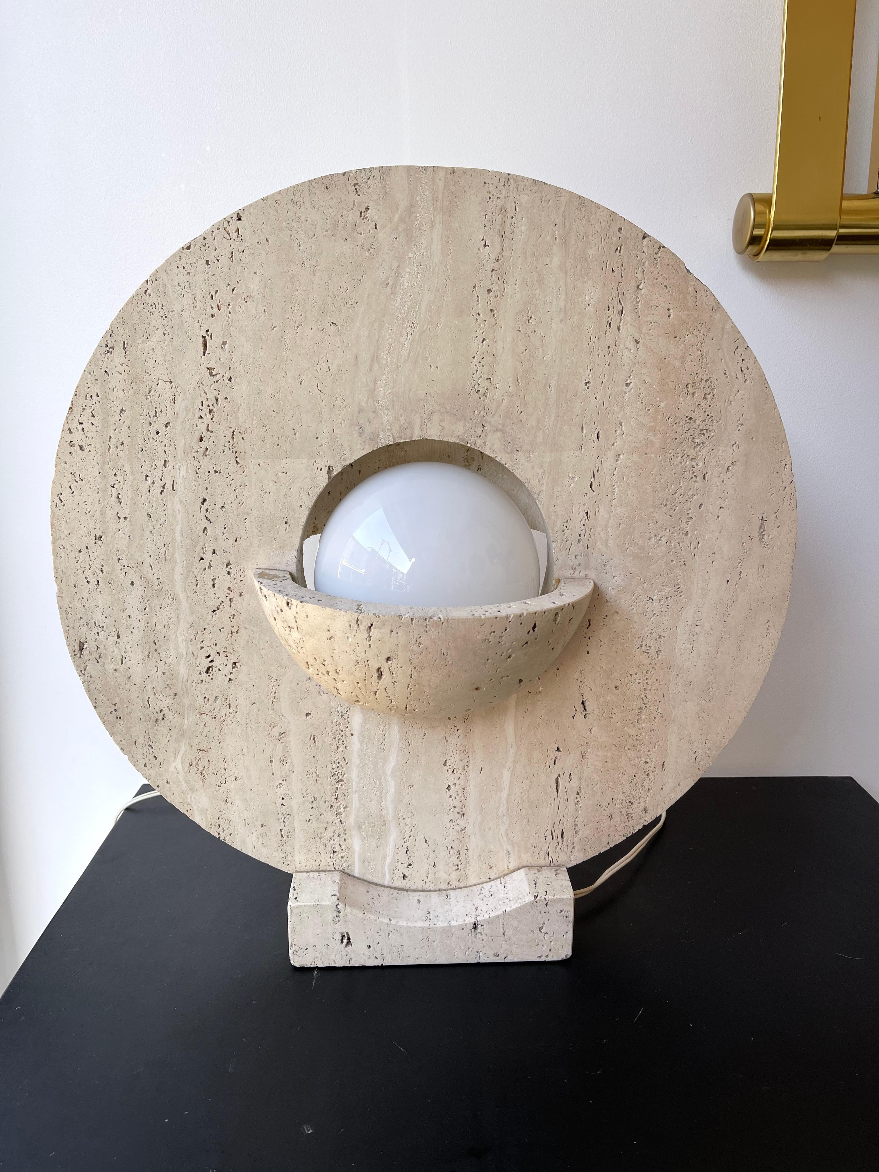 Mid-Century Modern Travertine Abstract Sculpture Lamp. Italy, 1970s For Sale 4