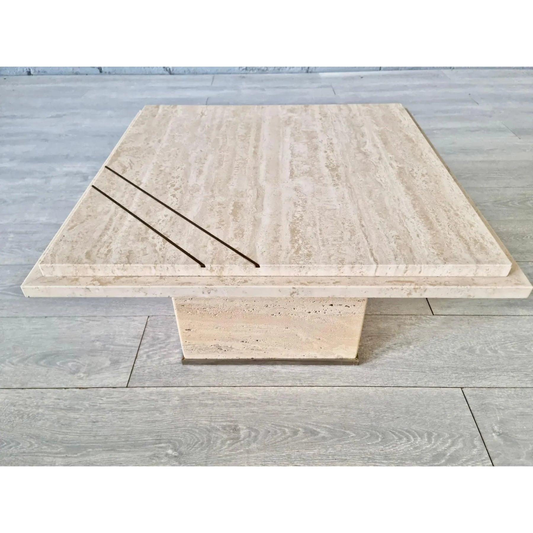 Mid-Century Modern Table basse en métal et travertin de style moderne Willy Rizzo en vente