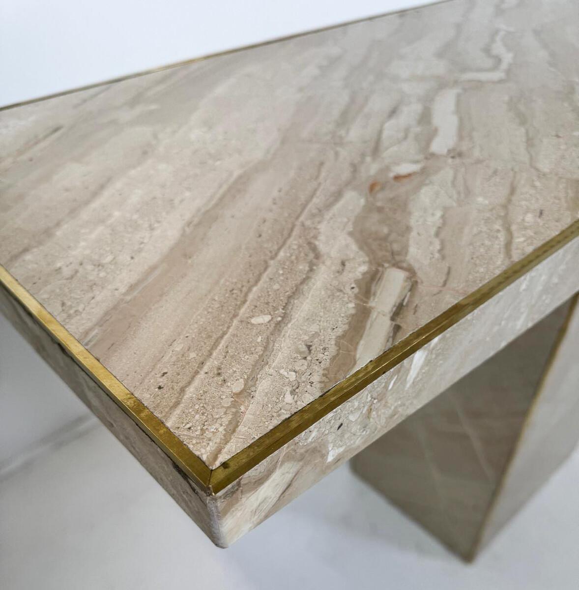 Mid-Century Modern Travertine Console, Italy, 1970s In Good Condition For Sale In Brussels, BE