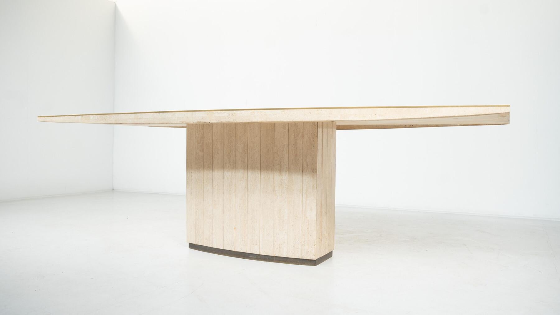 Mid-Century Modern Travertine Dining Table by Willy Rizzo, 1970s For Sale 6