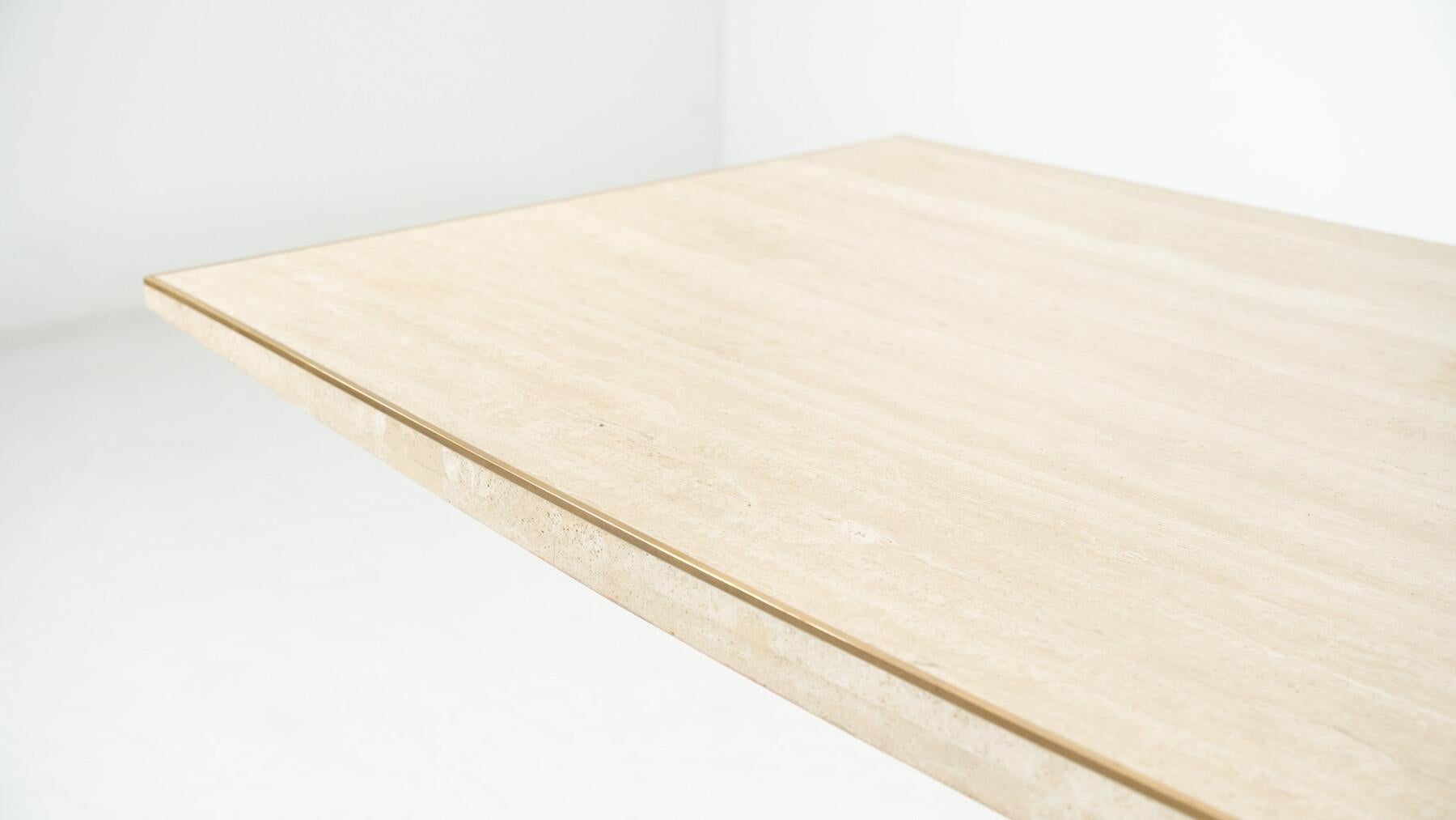 Mid-Century Modern Travertine Dining Table by Willy Rizzo, 1970s In Good Condition For Sale In Brussels, BE