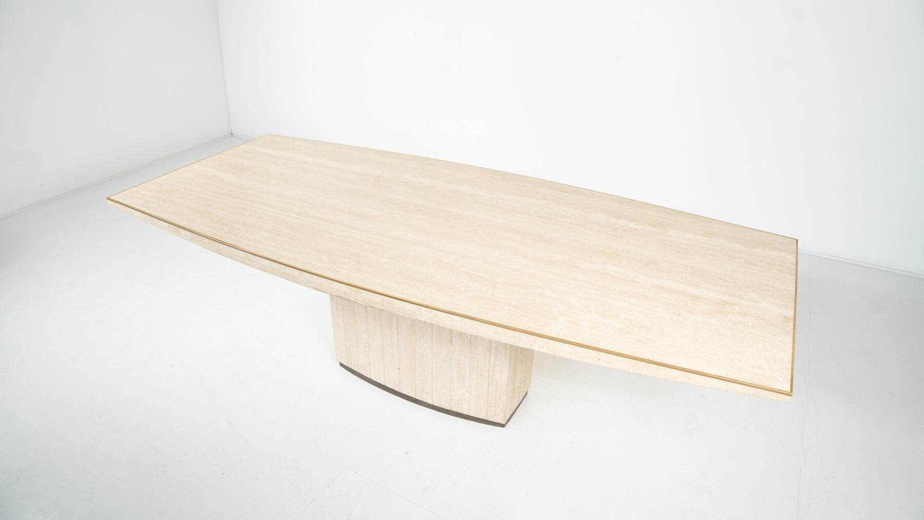 Mid-Century Modern Travertine Dining Table by Willy Rizzo, 1970s For Sale 4