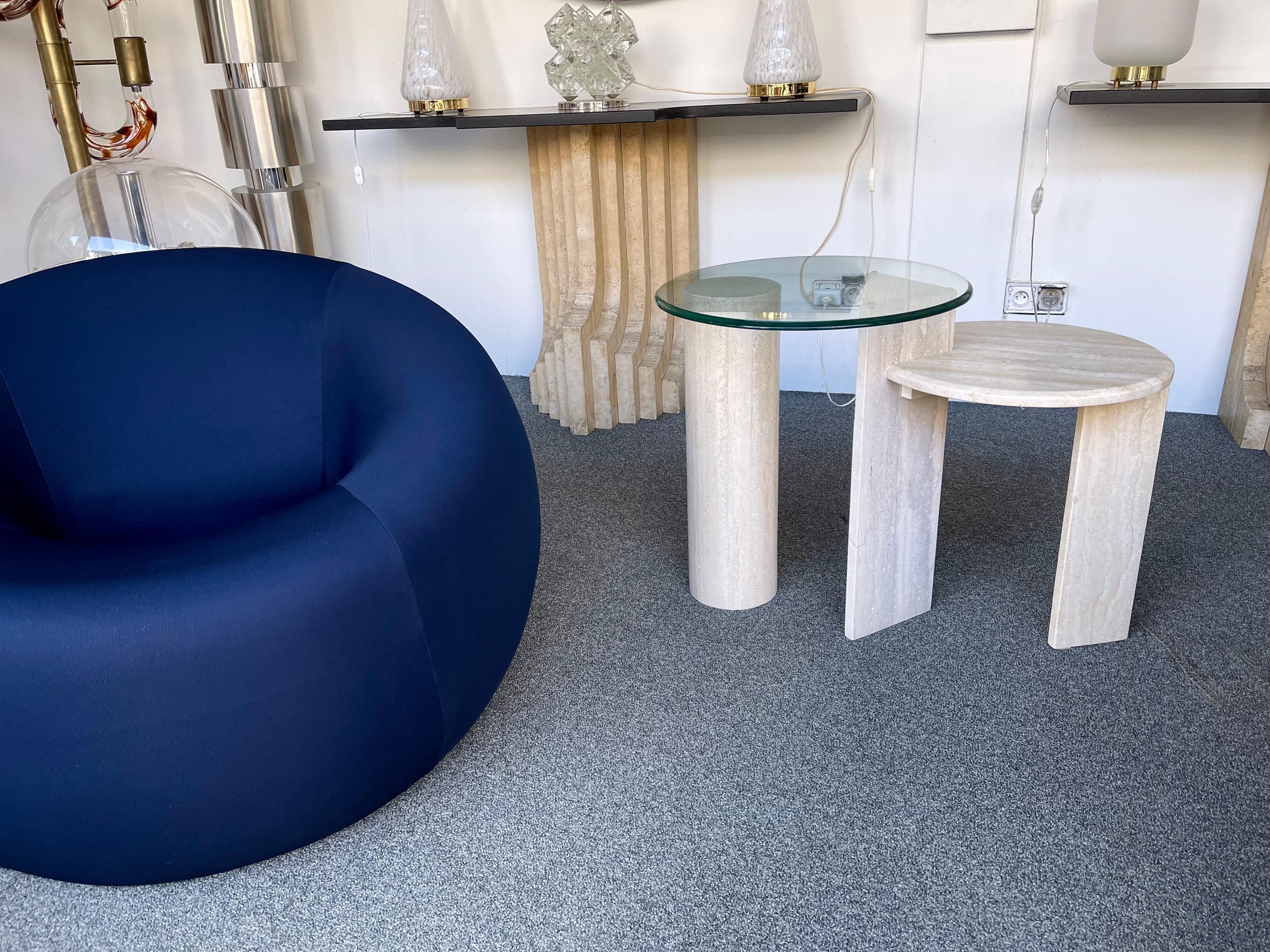 Moderne Travertin-Skulptur Gueridon-Tisch aus der Mitte des Jahrhunderts, Italien, 1980er Jahre (Moderne der Mitte des Jahrhunderts) im Angebot
