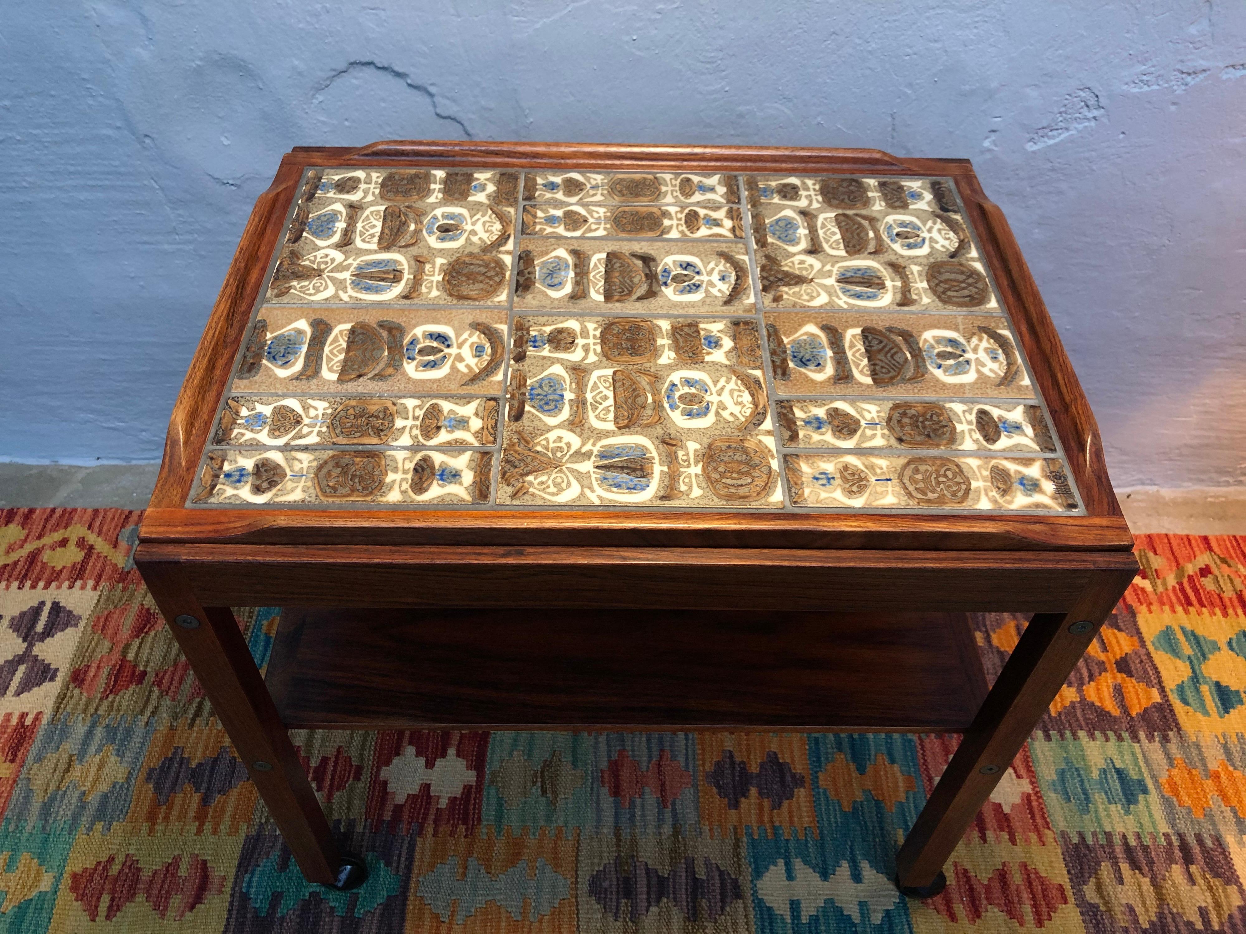 copenhagen tray table