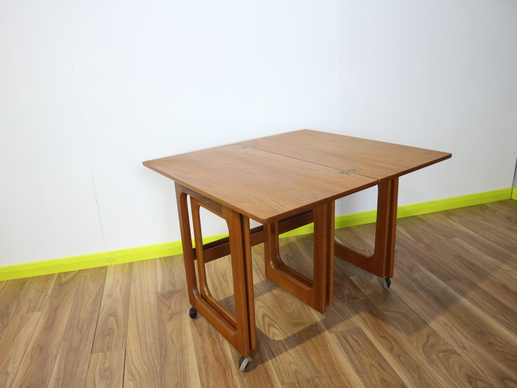 Mid-Century Modern Tri Form AH Mcintosh Teak Nesting Tables Side Table 6